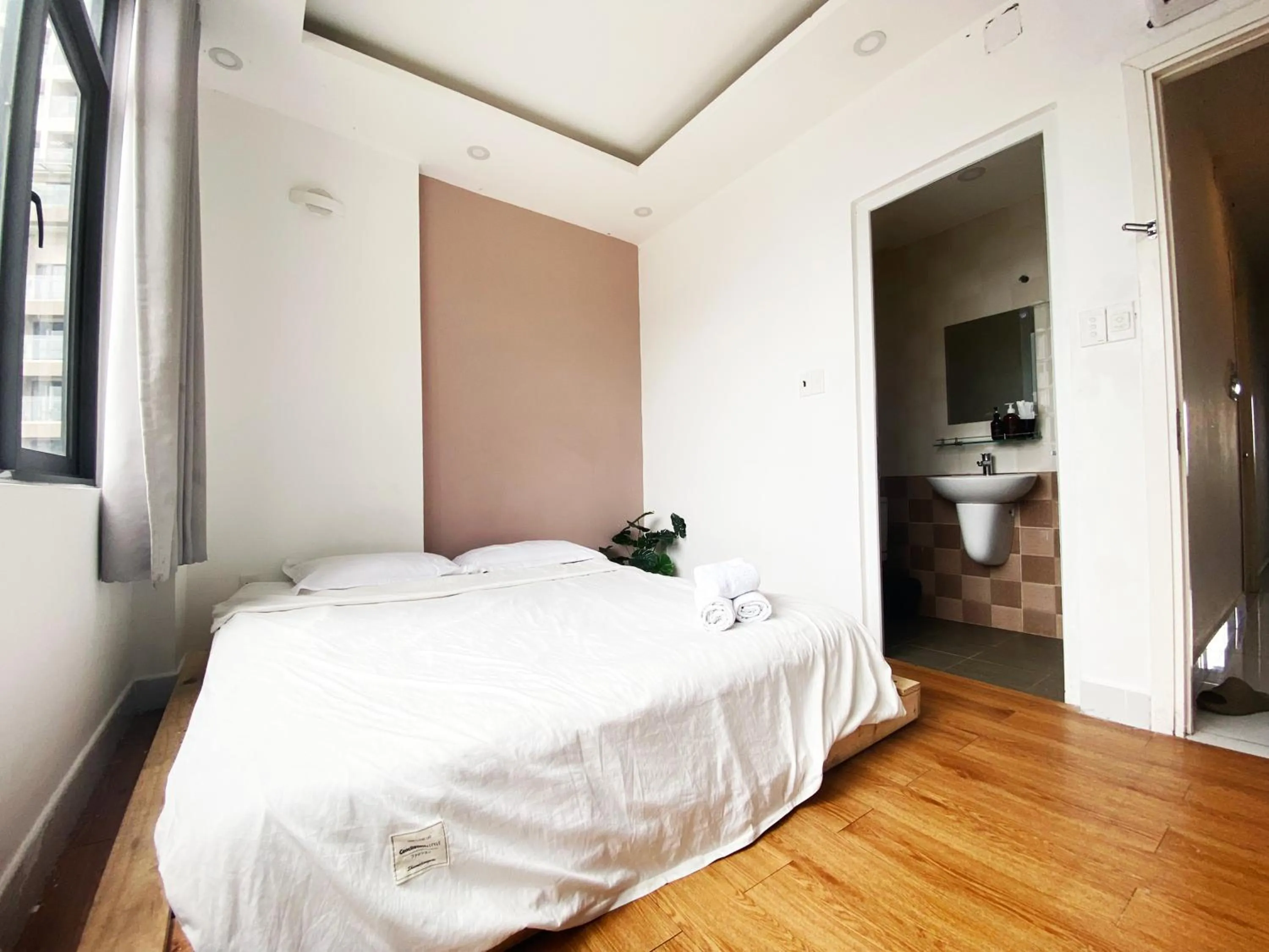 Photo of the whole room, Bed in J&K Hotel