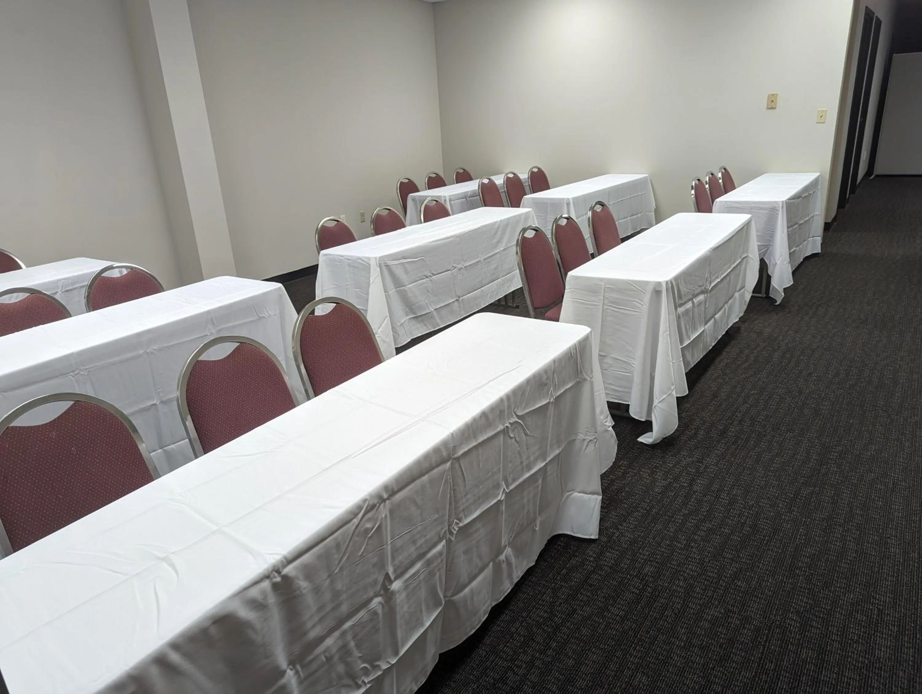Meeting/conference room in Sleep Inn Pelham Oak Mountain