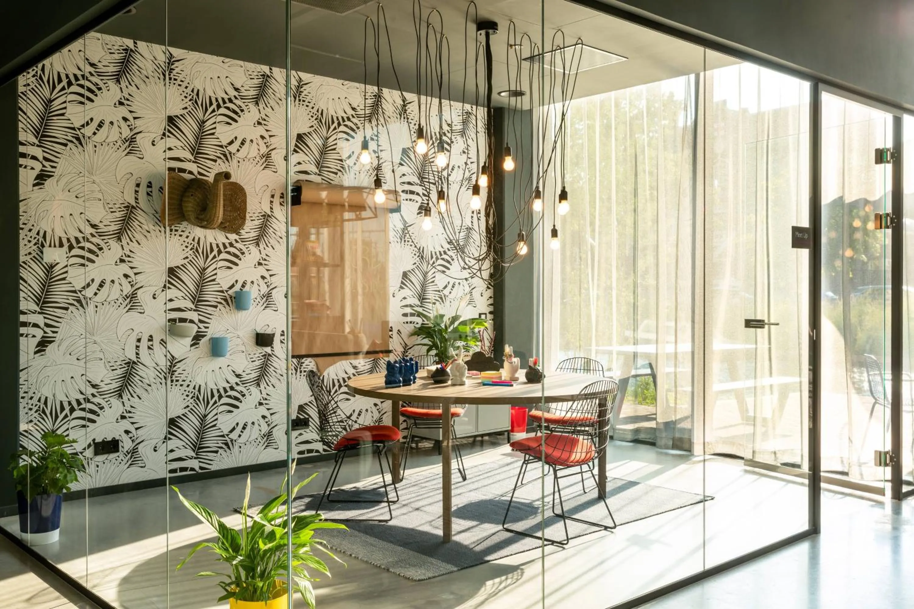 Meeting/conference room in Moxy Utrecht