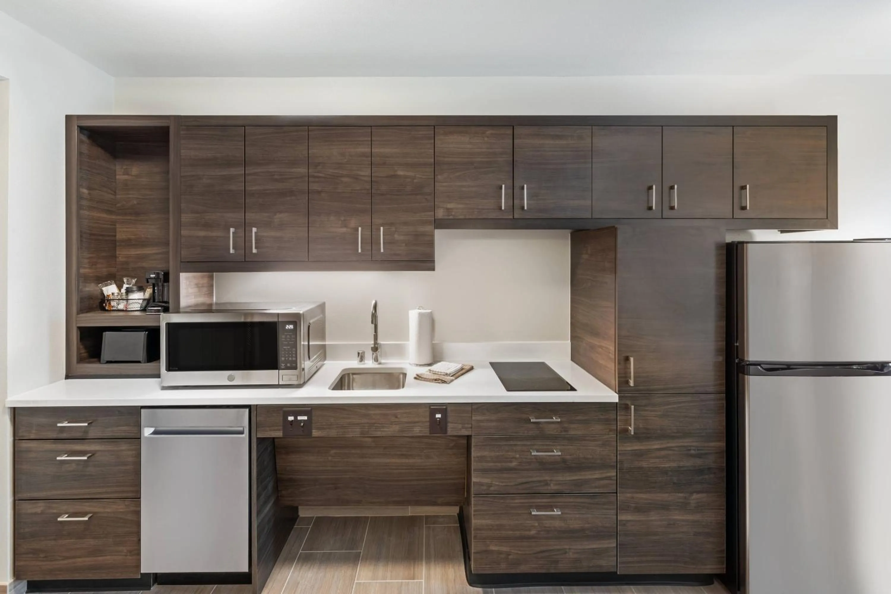 Kitchen or kitchenette in TownePlace Suites by Marriott Austin Northwest The Domain Area