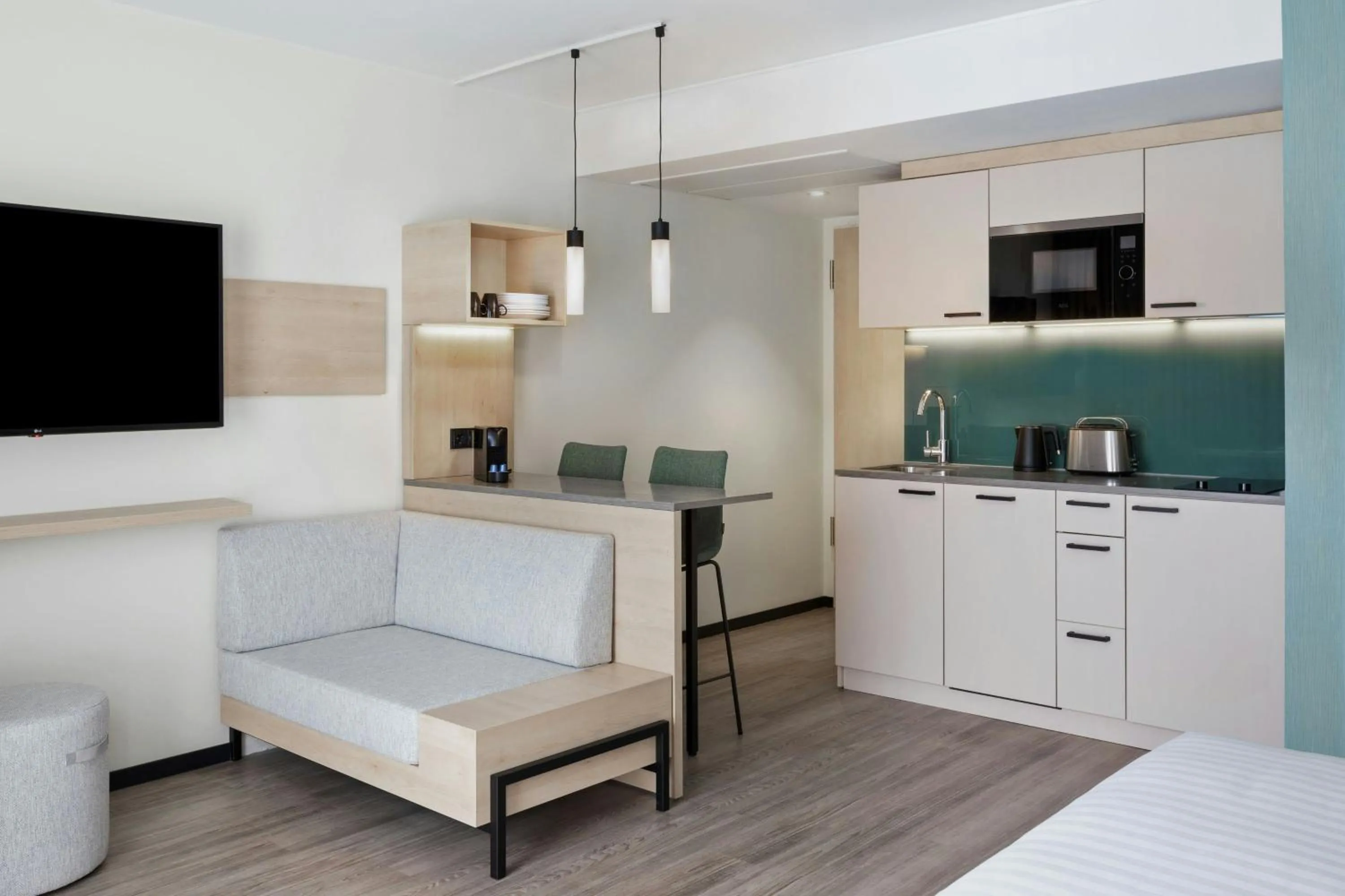 Photo of the whole room in Residence Inn by Marriott Hamburg Altona