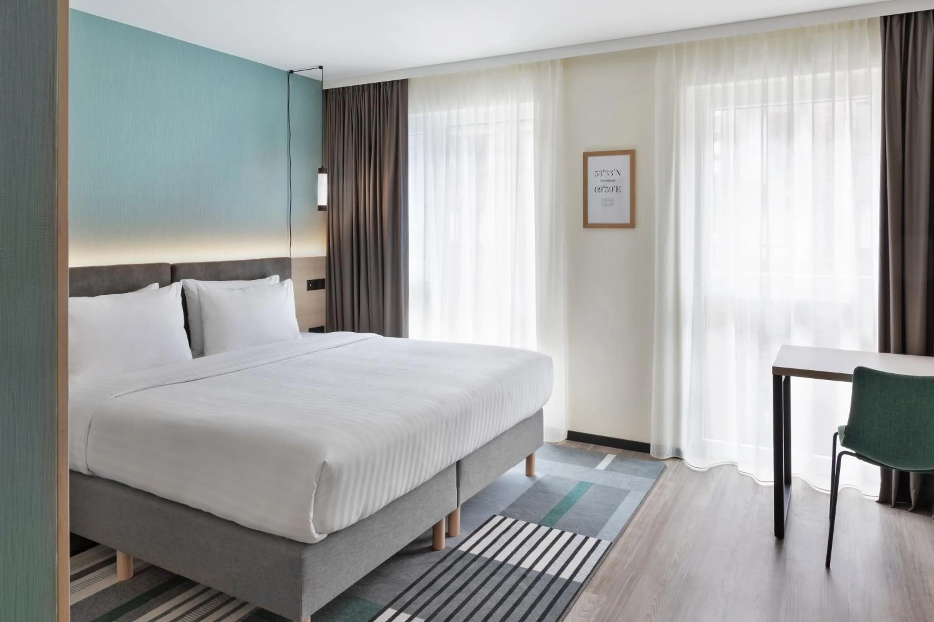 Bed in Residence Inn by Marriott Hamburg Altona