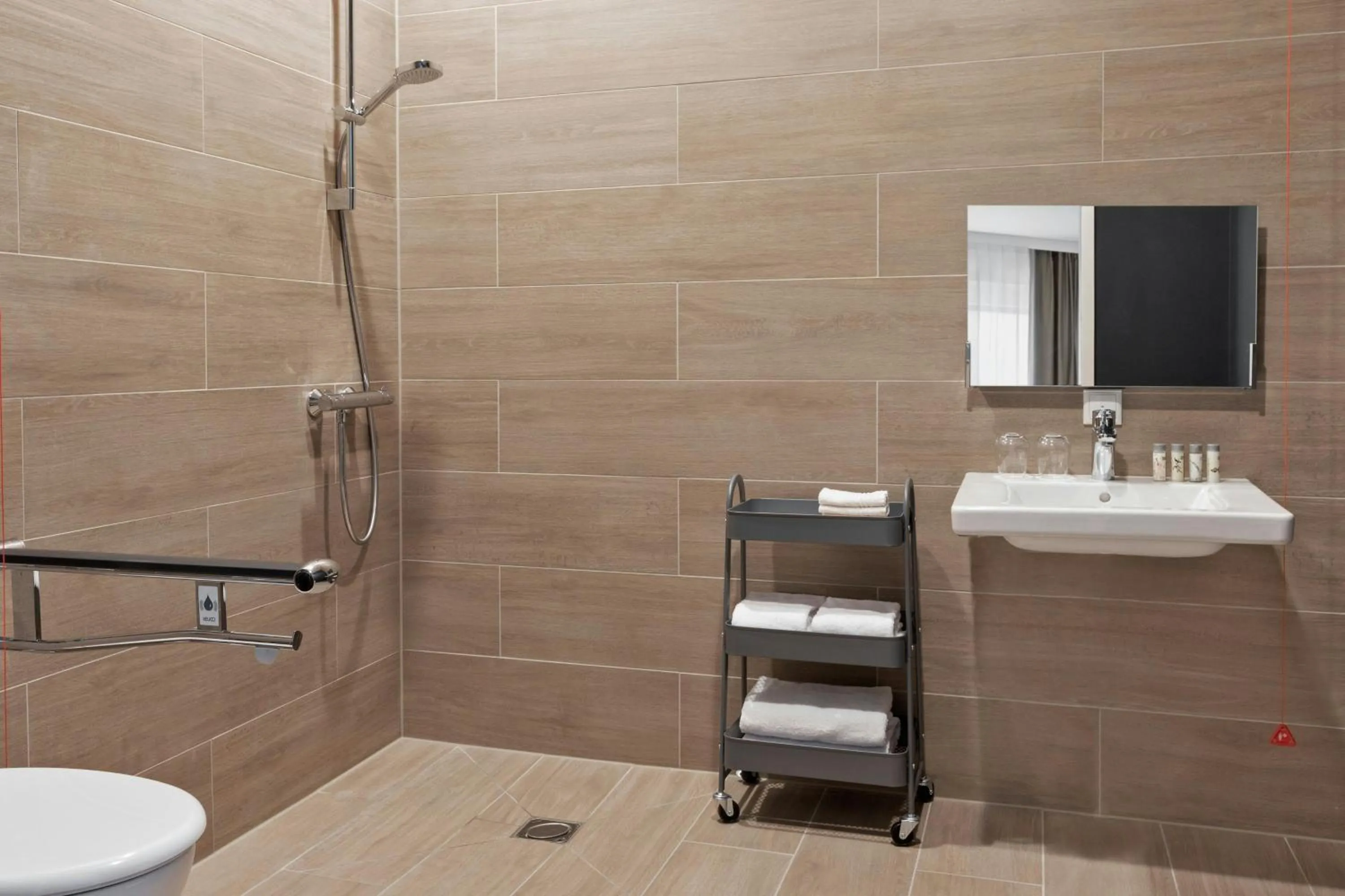 Bathroom in Residence Inn by Marriott Hamburg Altona