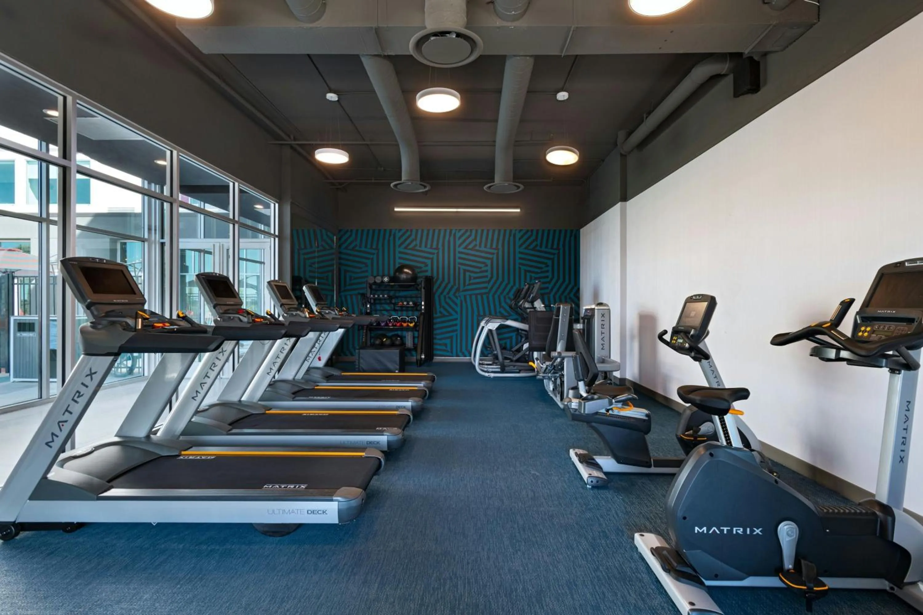 Fitness centre/facilities in Aloft San Antonio UTSA Area
