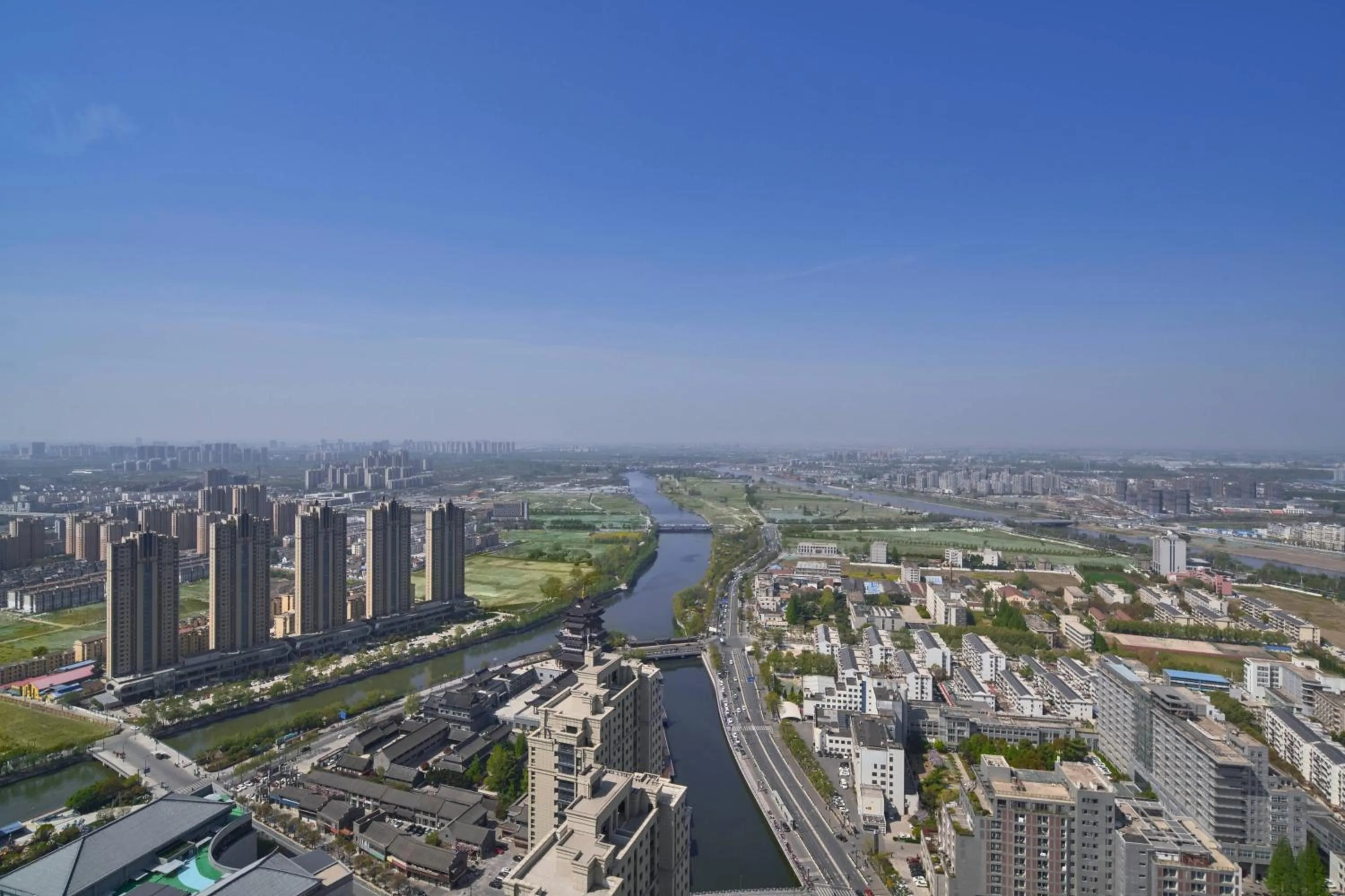 Photo of the whole room in Yancheng Marriott Hotel