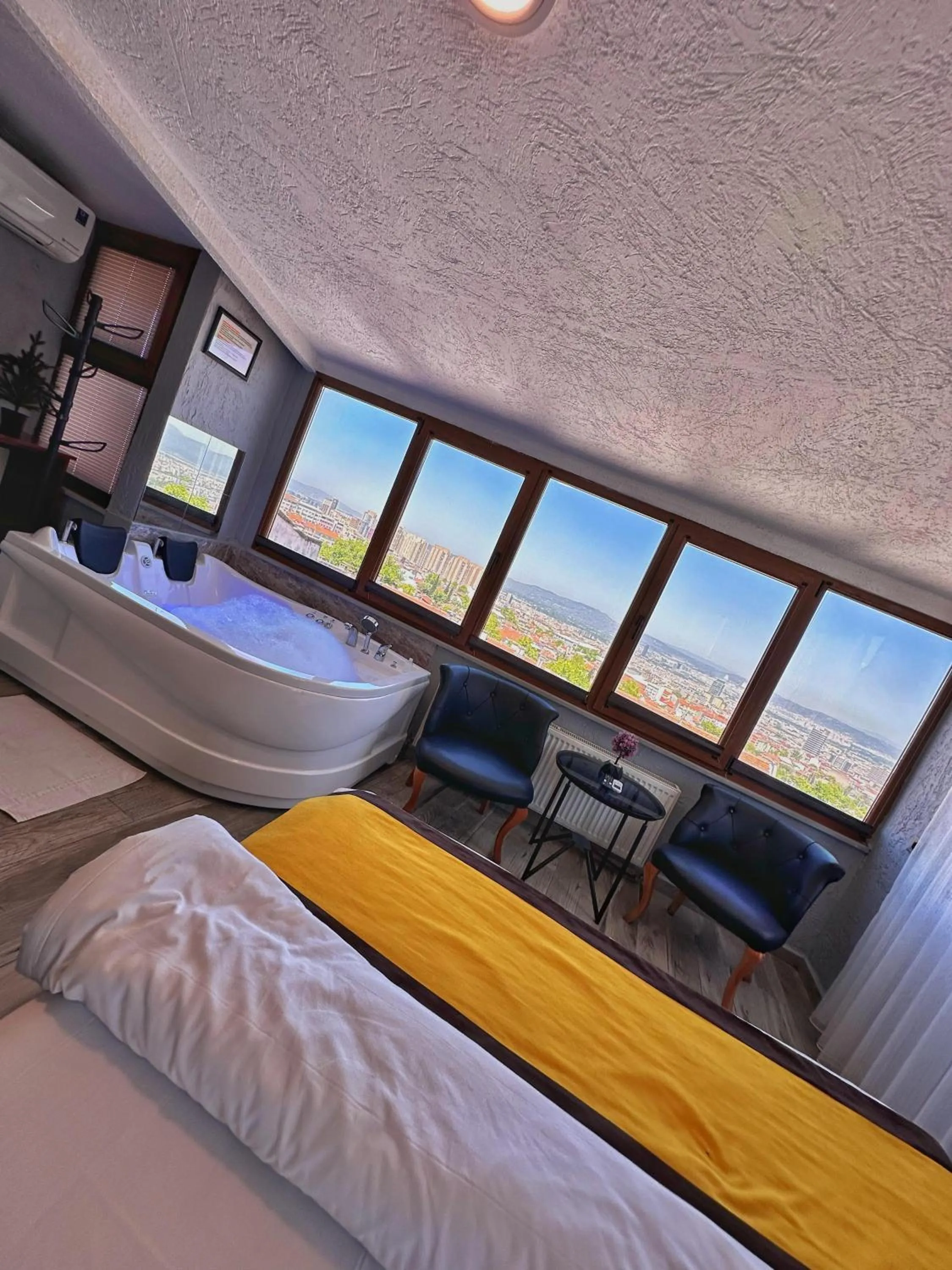 Bed in Pera Pansiyon