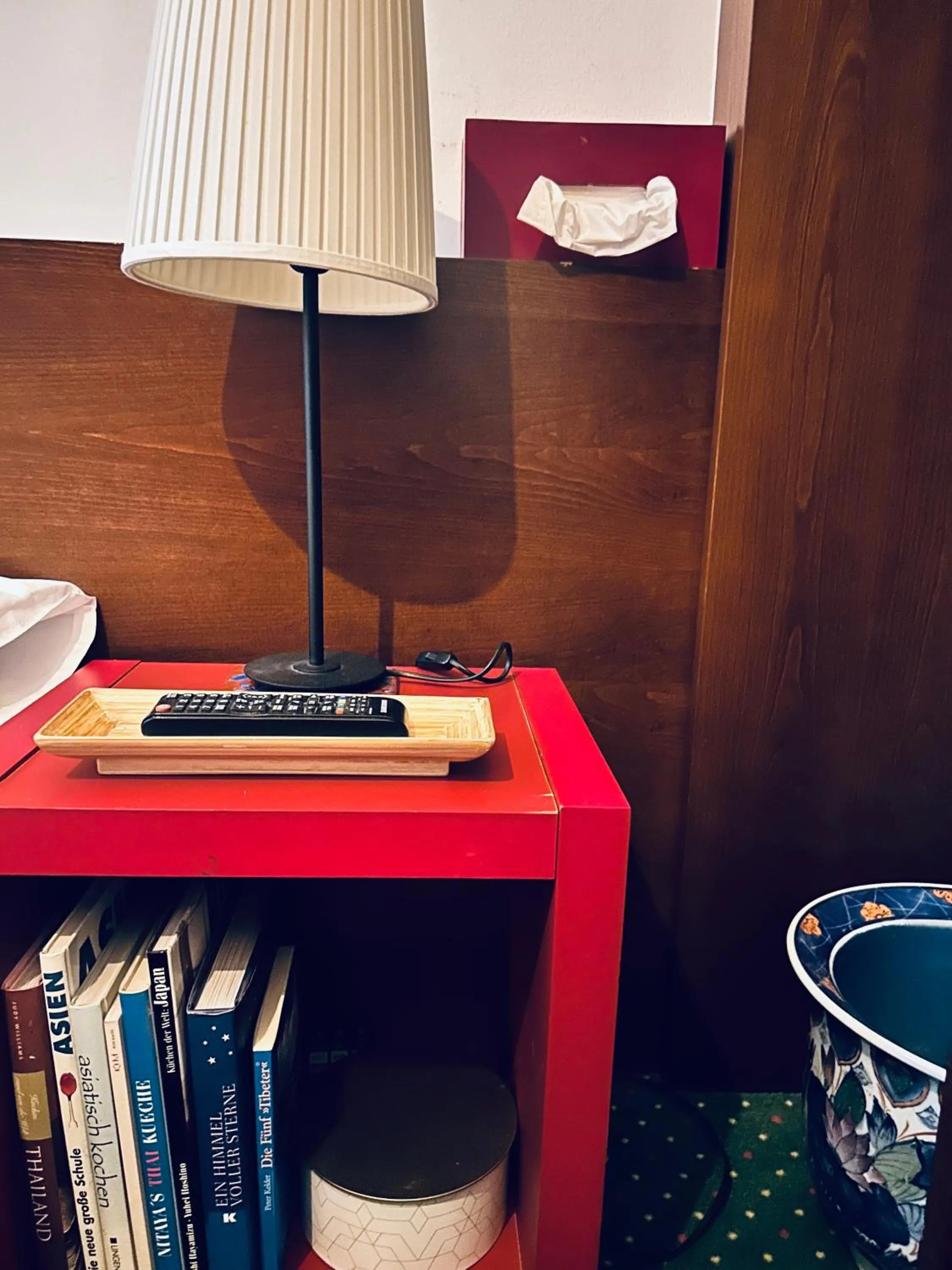 Library in Pension Stadthalle