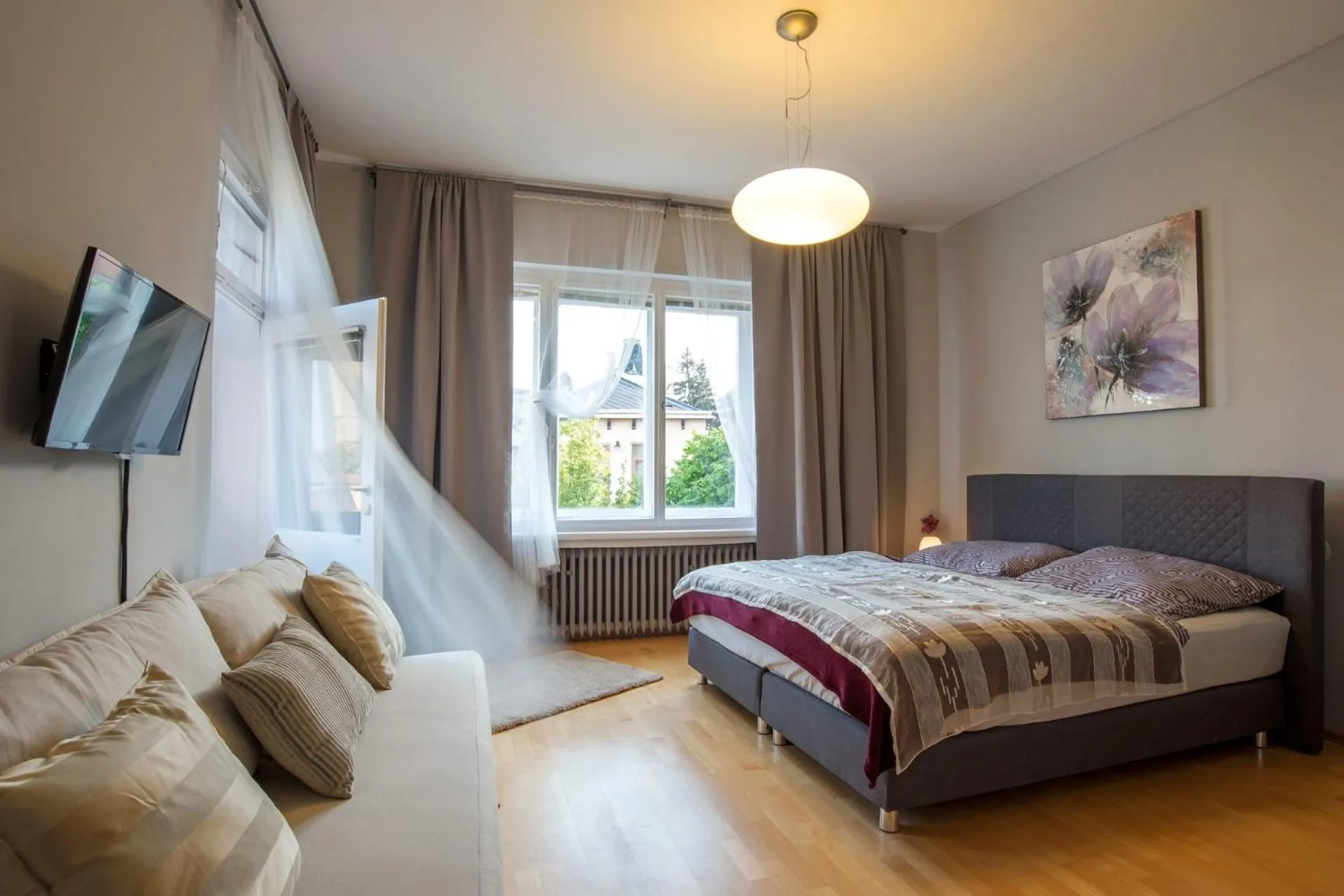Bed in Libušina Villa