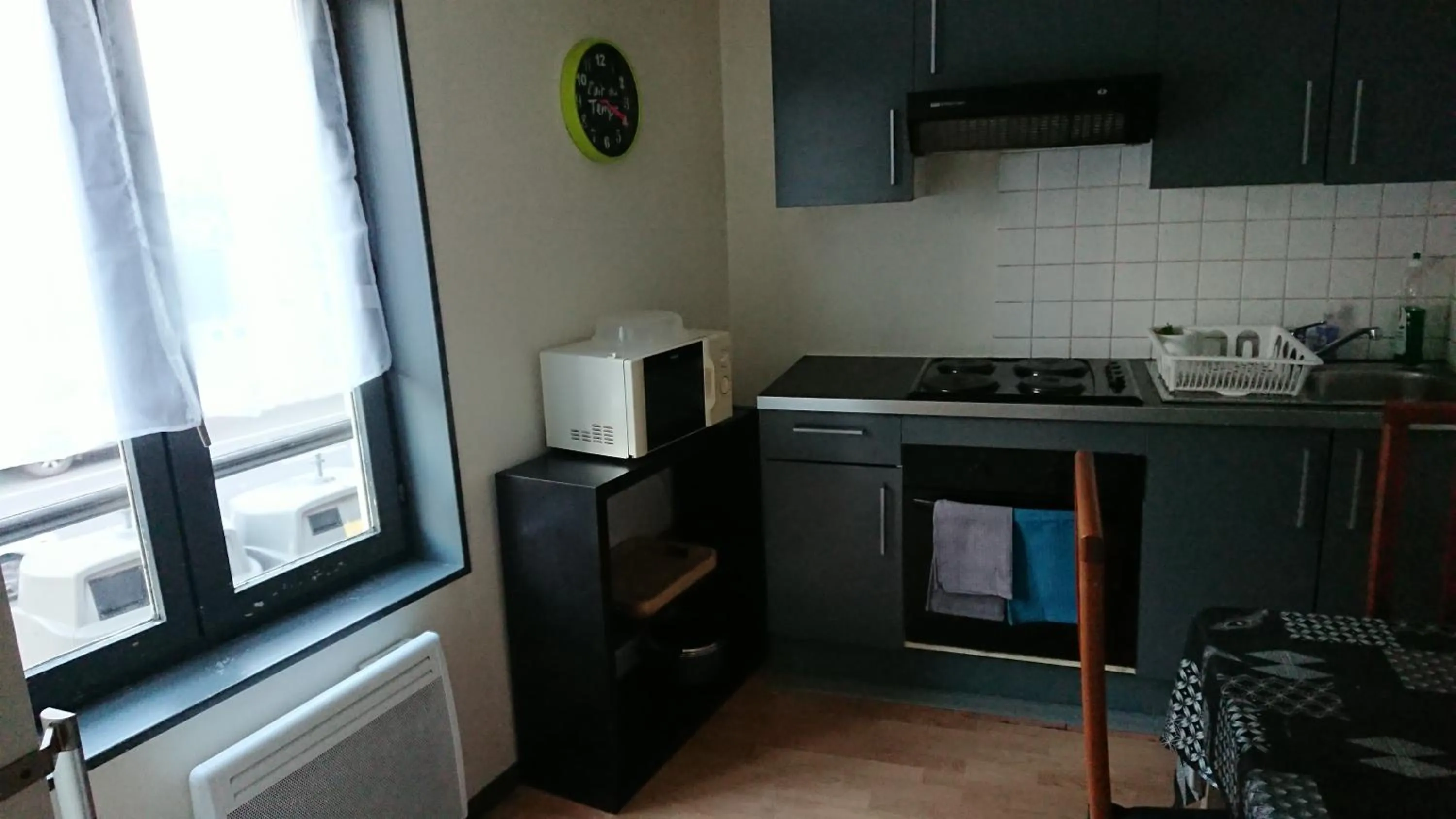Kitchen or kitchenette in Appartement Rouen à 400 m de la gare