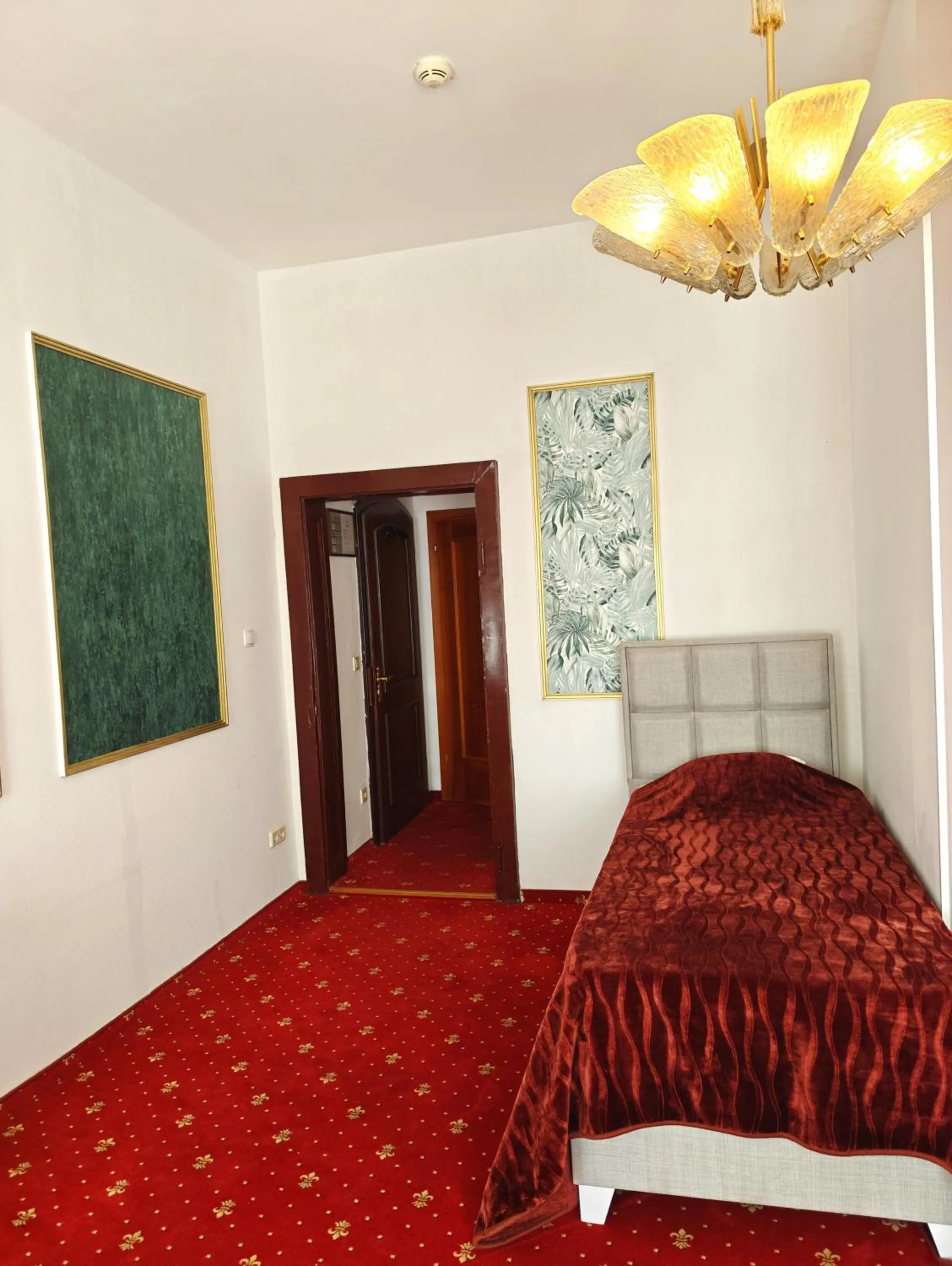 Bed in Hotel Raimundhof