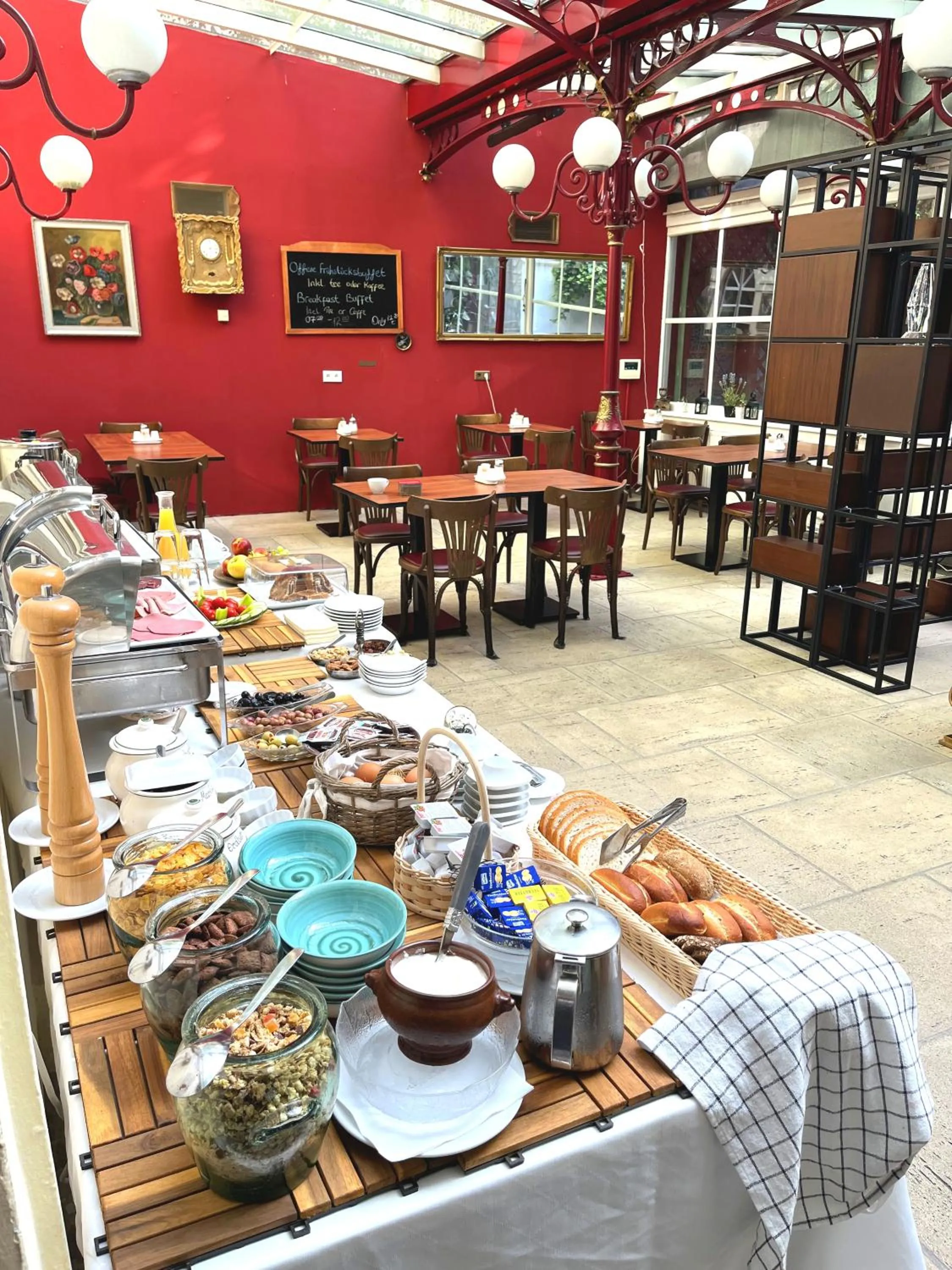 Food and drinks in Hotel Raimundhof