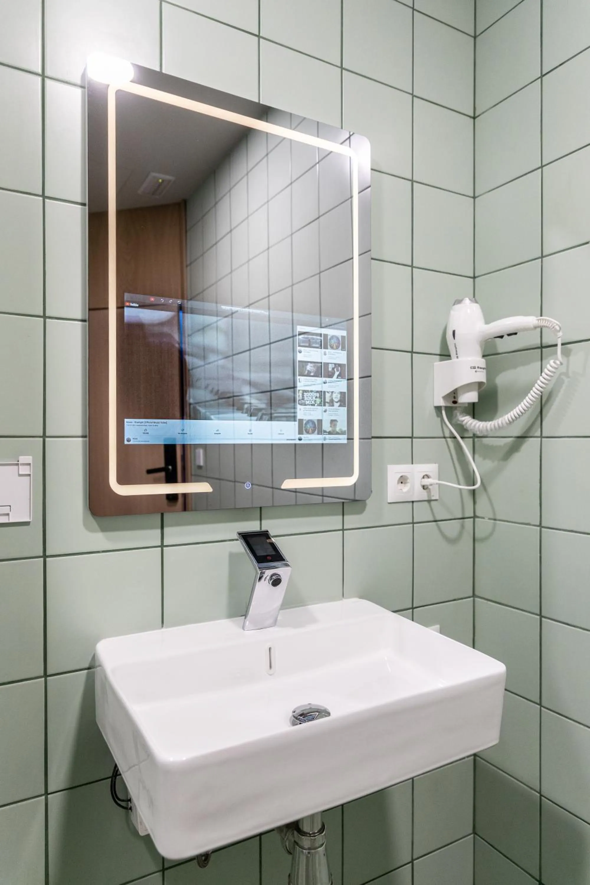 Bathroom in Futurotel Malagueta Beach