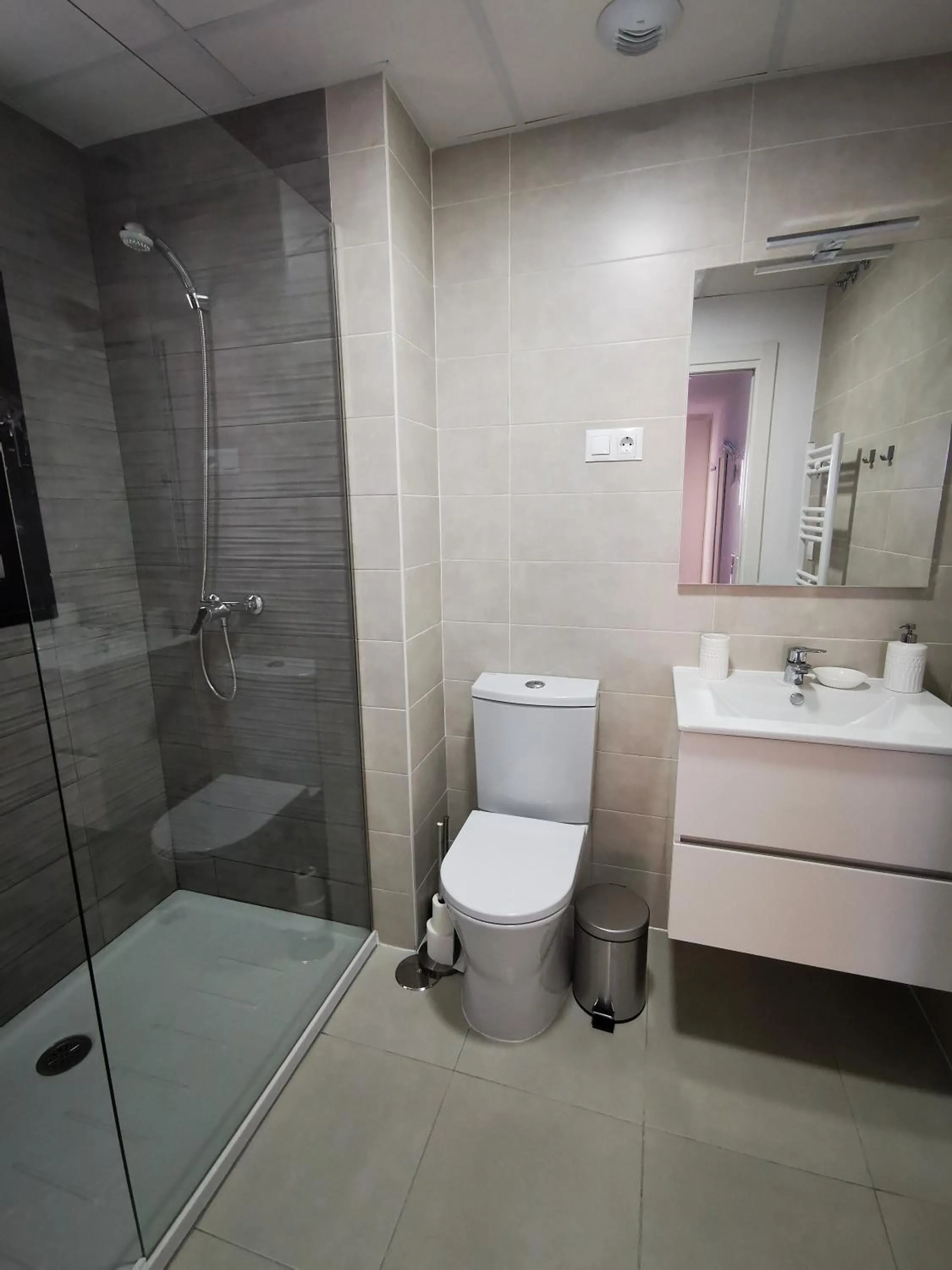 Shower in Superior Calpe Pearl Beach