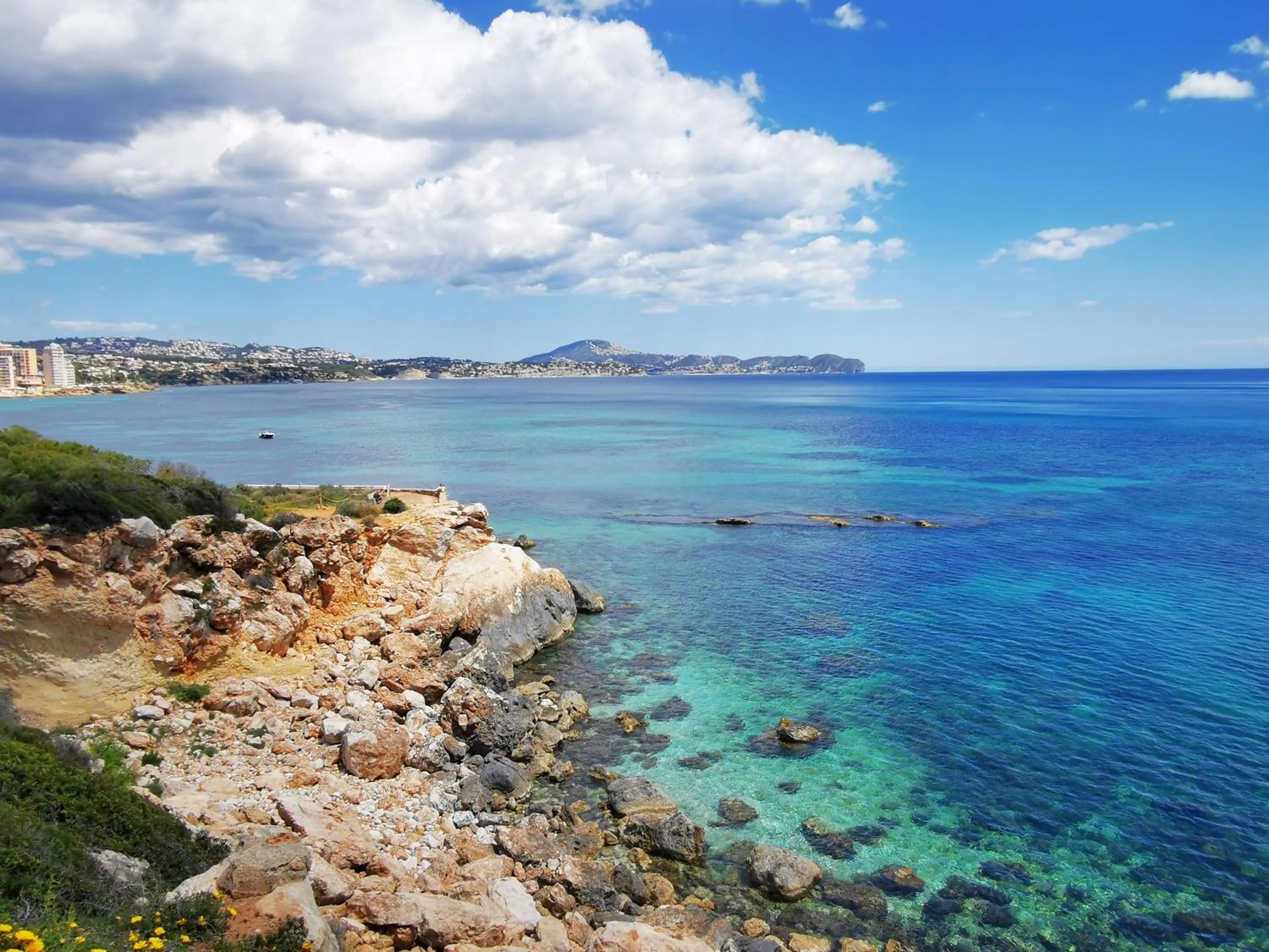 Nearby landmark in Superior Calpe Pearl Beach
