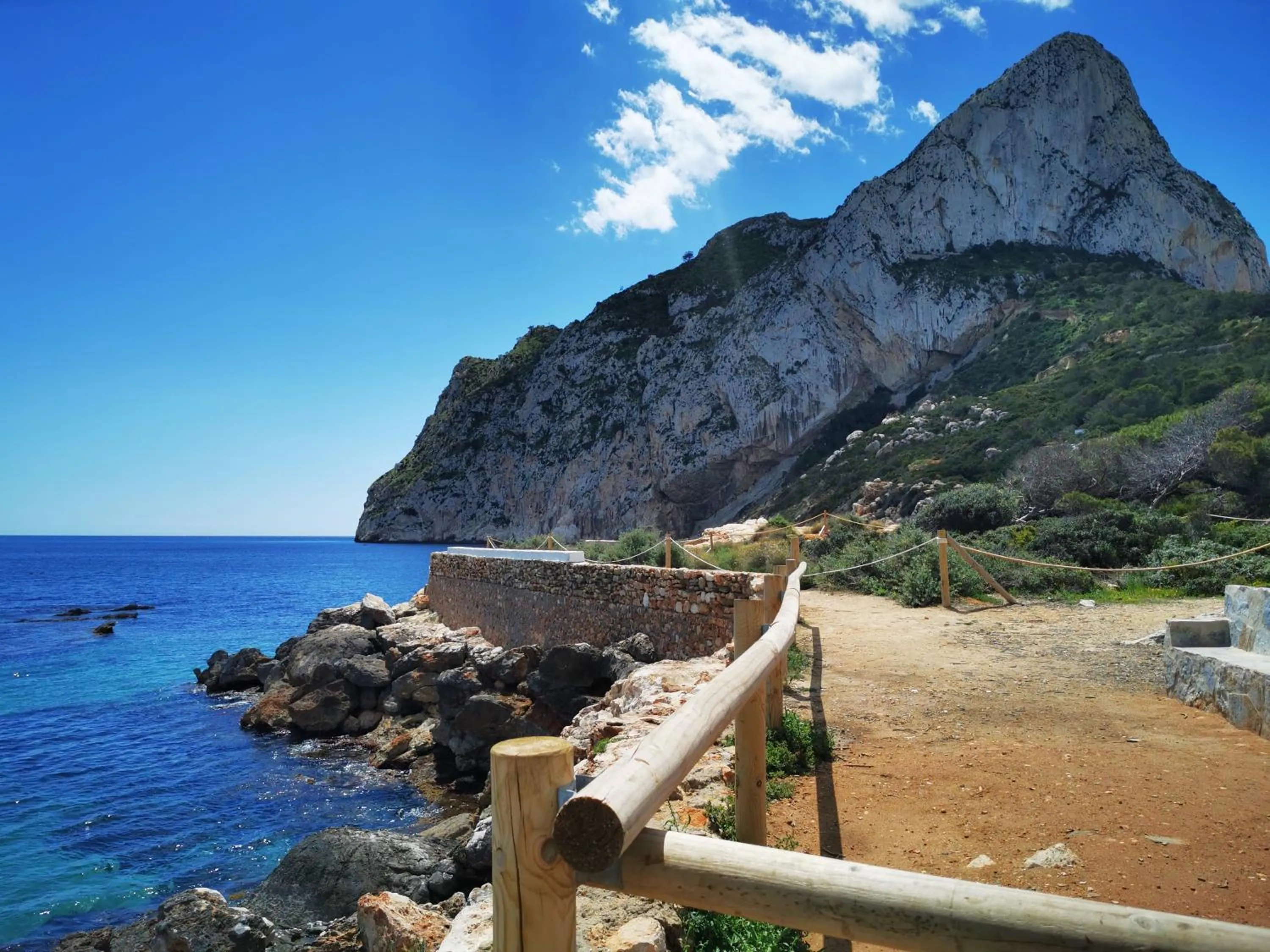 Nearby landmark in Superior Calpe Pearl Beach