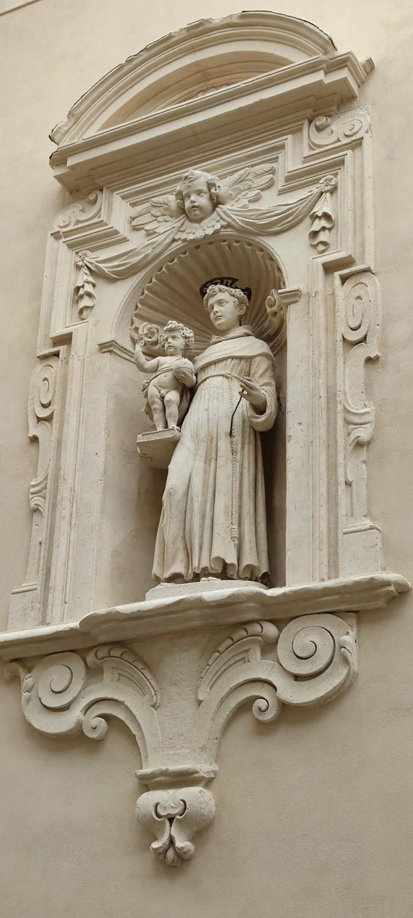 Property building in San Marciano Luxury Rooms