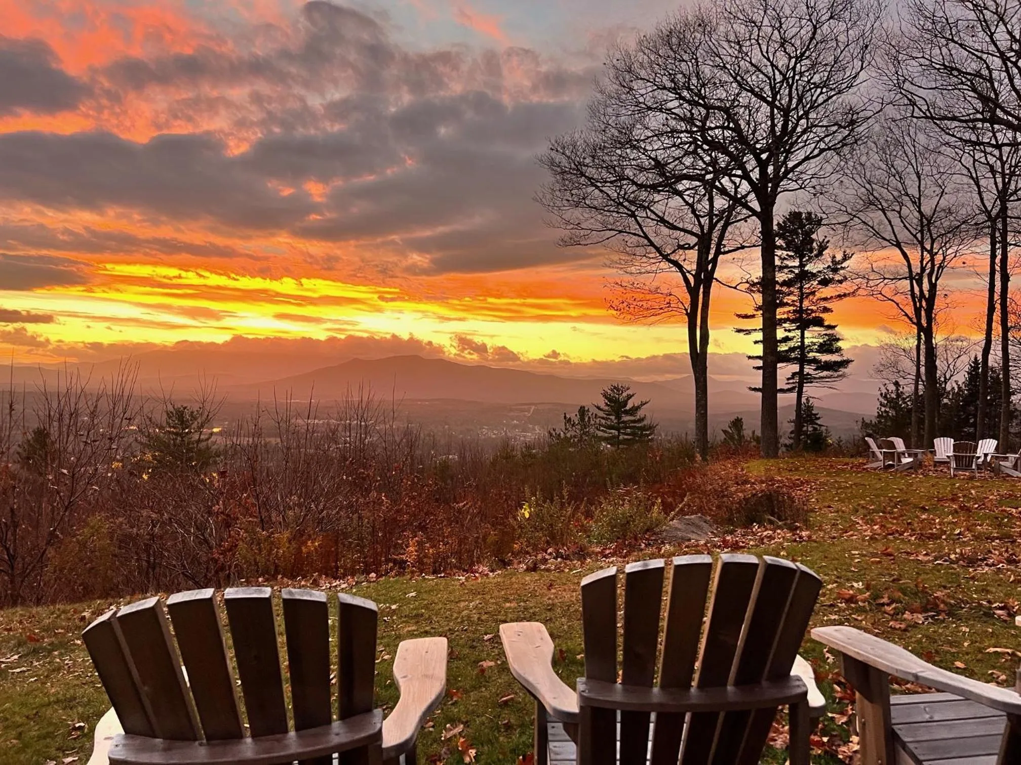 RL Breathtaking views and grand unique style private mountain retreat 4WD recommended