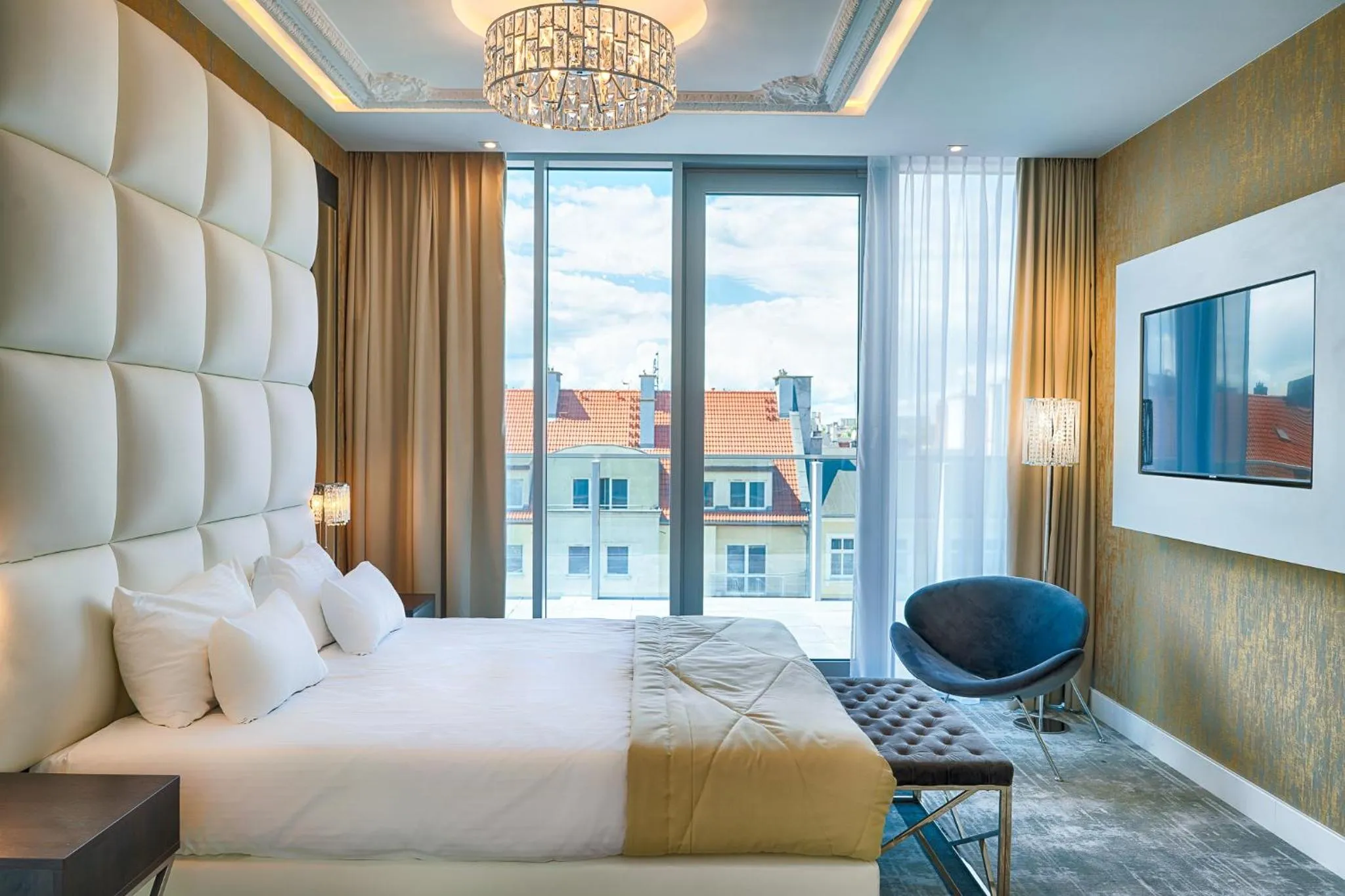 Photo of the whole room, Bed in Grand Focus Hotel Szczecin