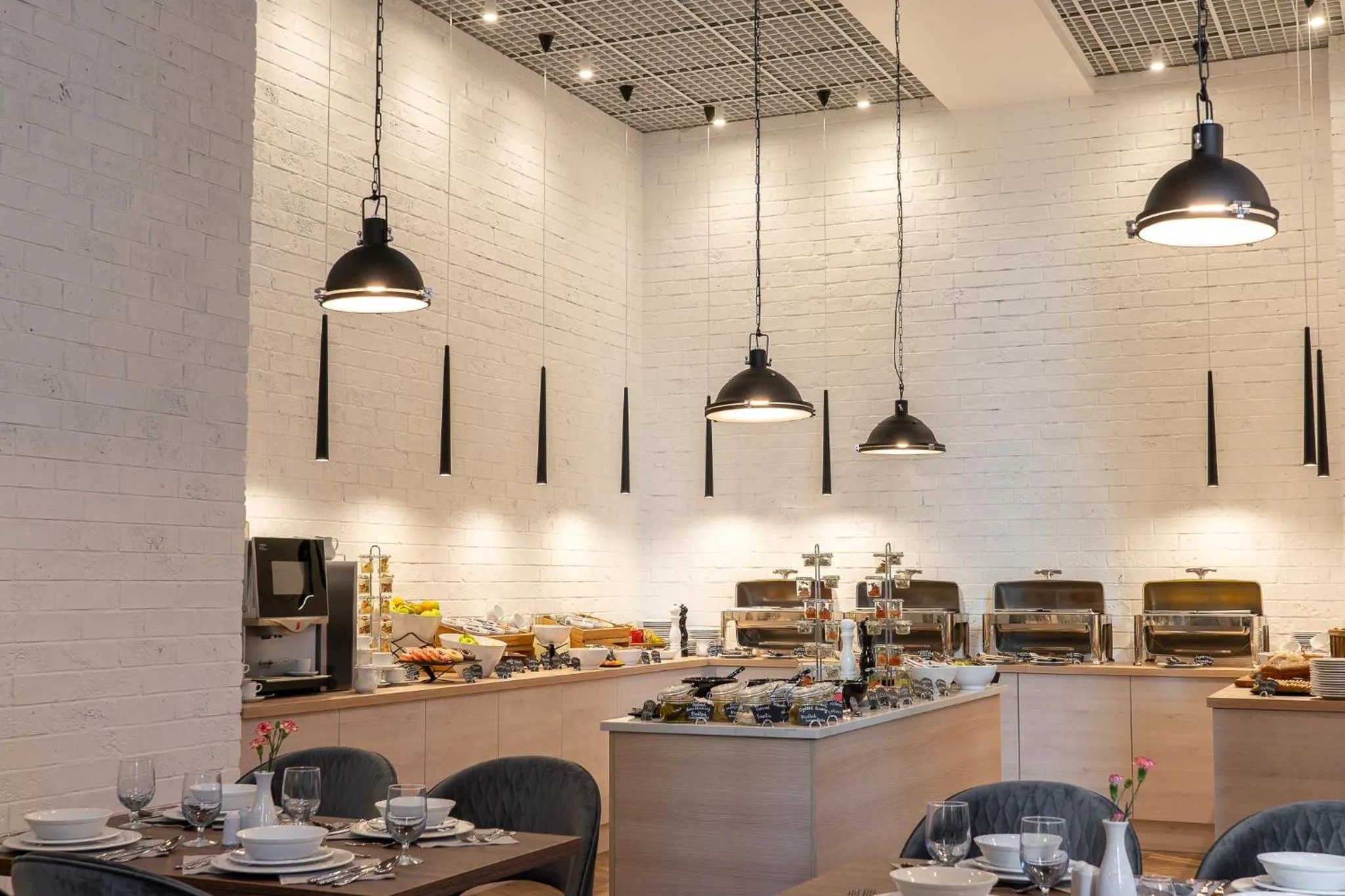 Restaurant/places to eat in Grand Focus Hotel Szczecin