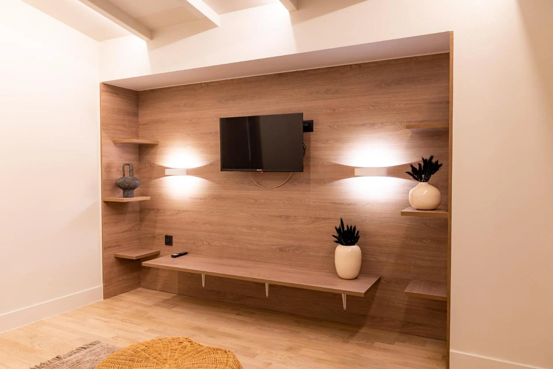 TV and multimedia in Philia Boutique Hotel