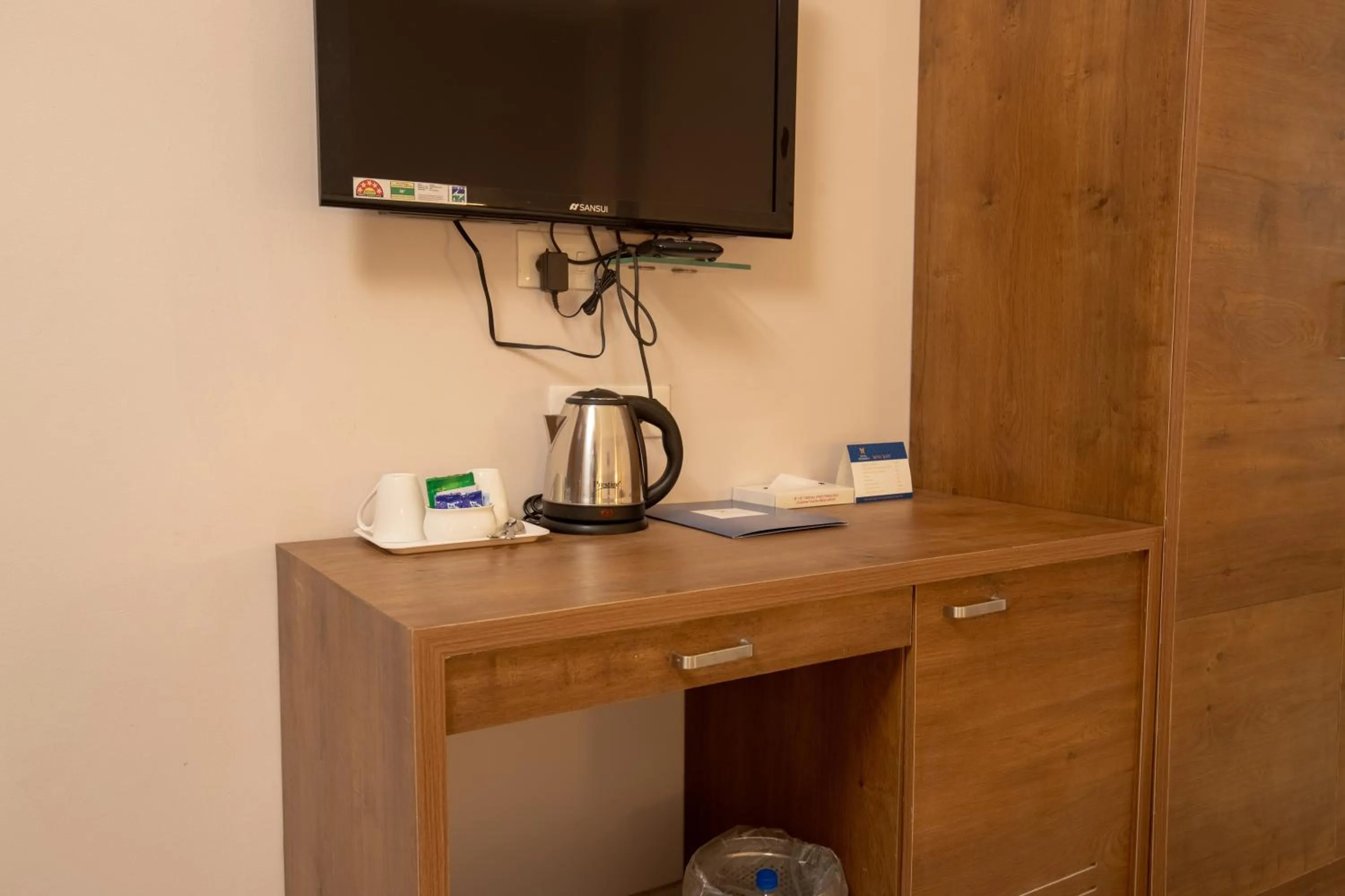 TV and multimedia in Royal Residency