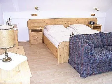 Bed in Landhotel Niederthäler Hof