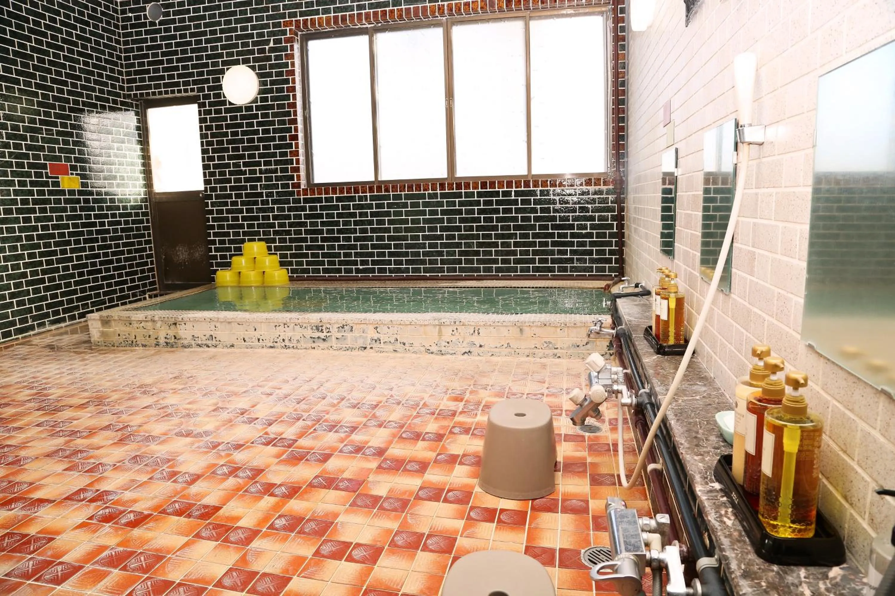 Hot Spring Bath in Hotel Belle-Cour Inomata