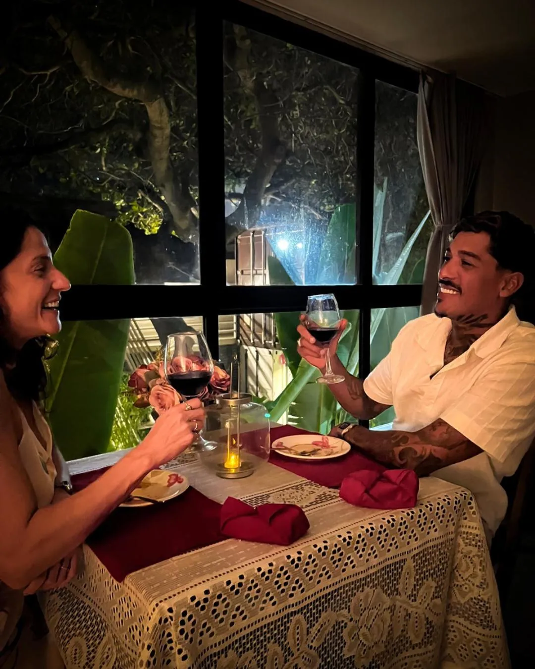 Restaurant/places to eat in Pousada Unaí