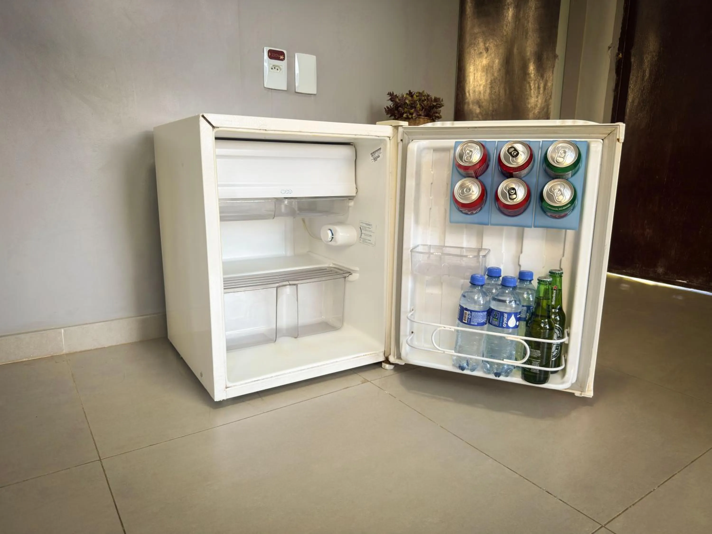 minibar in Pousada Unaí