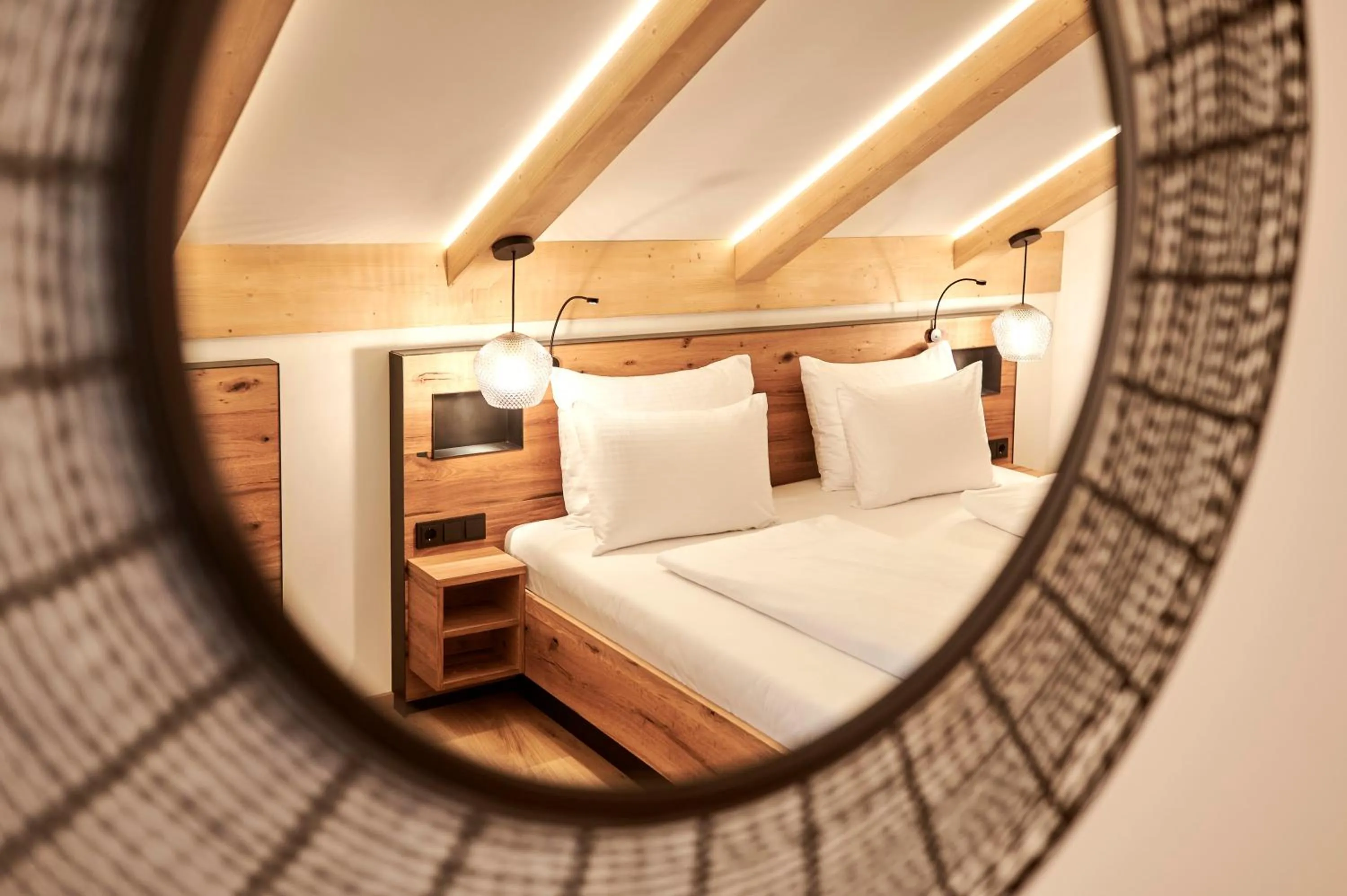 Bed in Hotel Auf der Gsteig GmbH