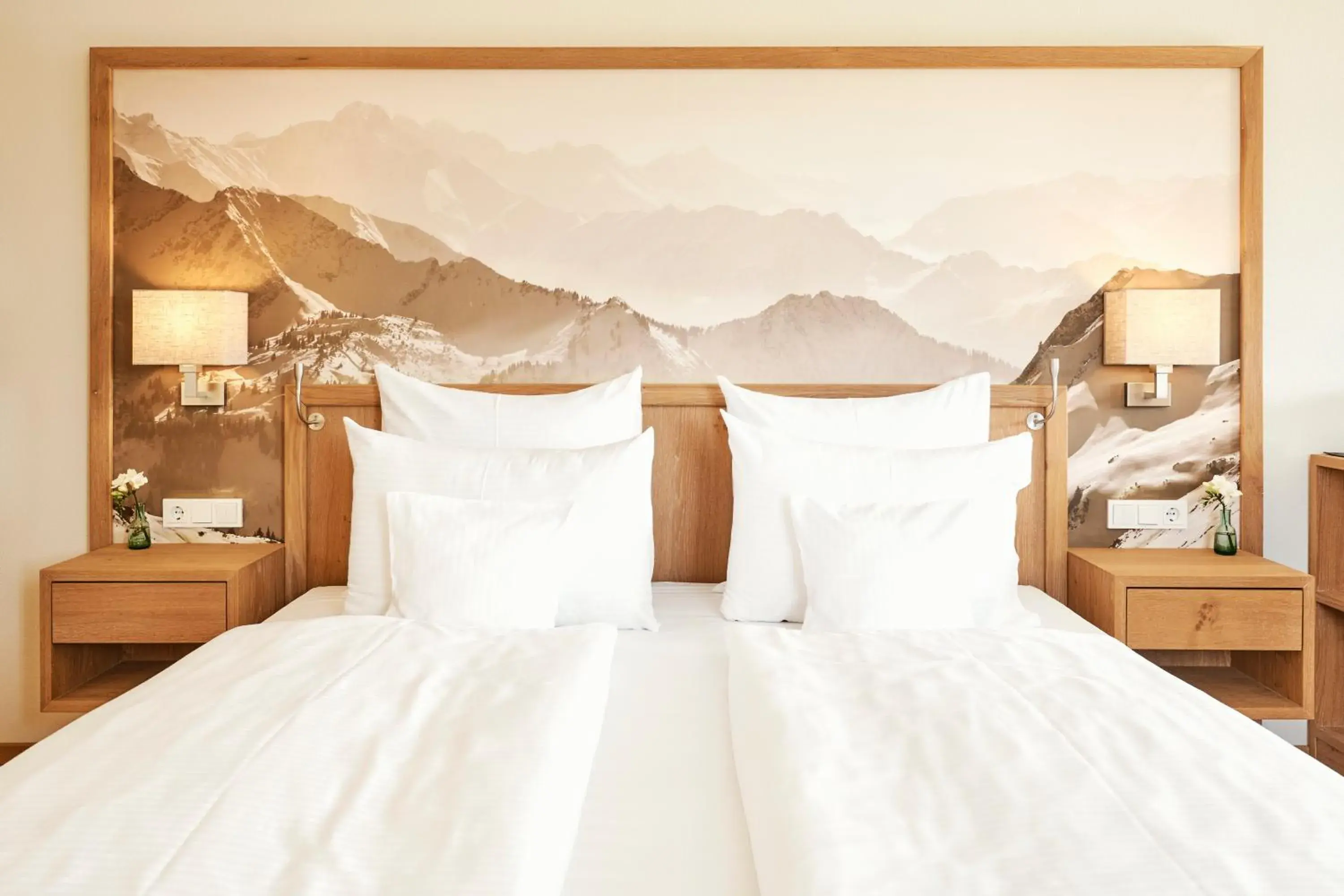 Suite with Lake View - single occupancy in Hotel Auf der Gsteig GmbH Suite with Lake View - single occupancy in Hotel Auf der Gsteig GmbH