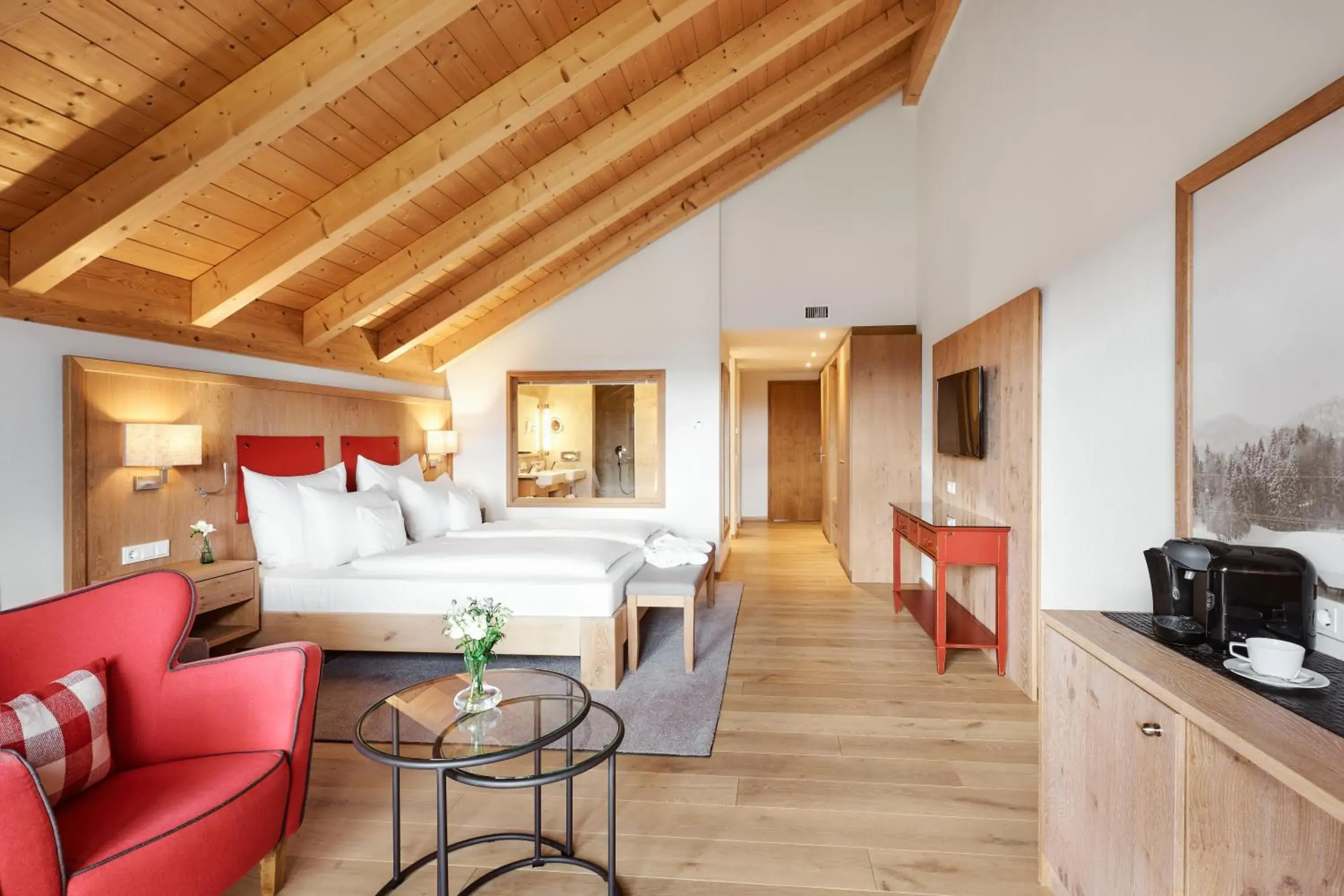 Double Room with Mountain View - single occupancy in Hotel Auf der Gsteig GmbH Double Room with Mountain View - single occupancy in Hotel Auf der Gsteig GmbH