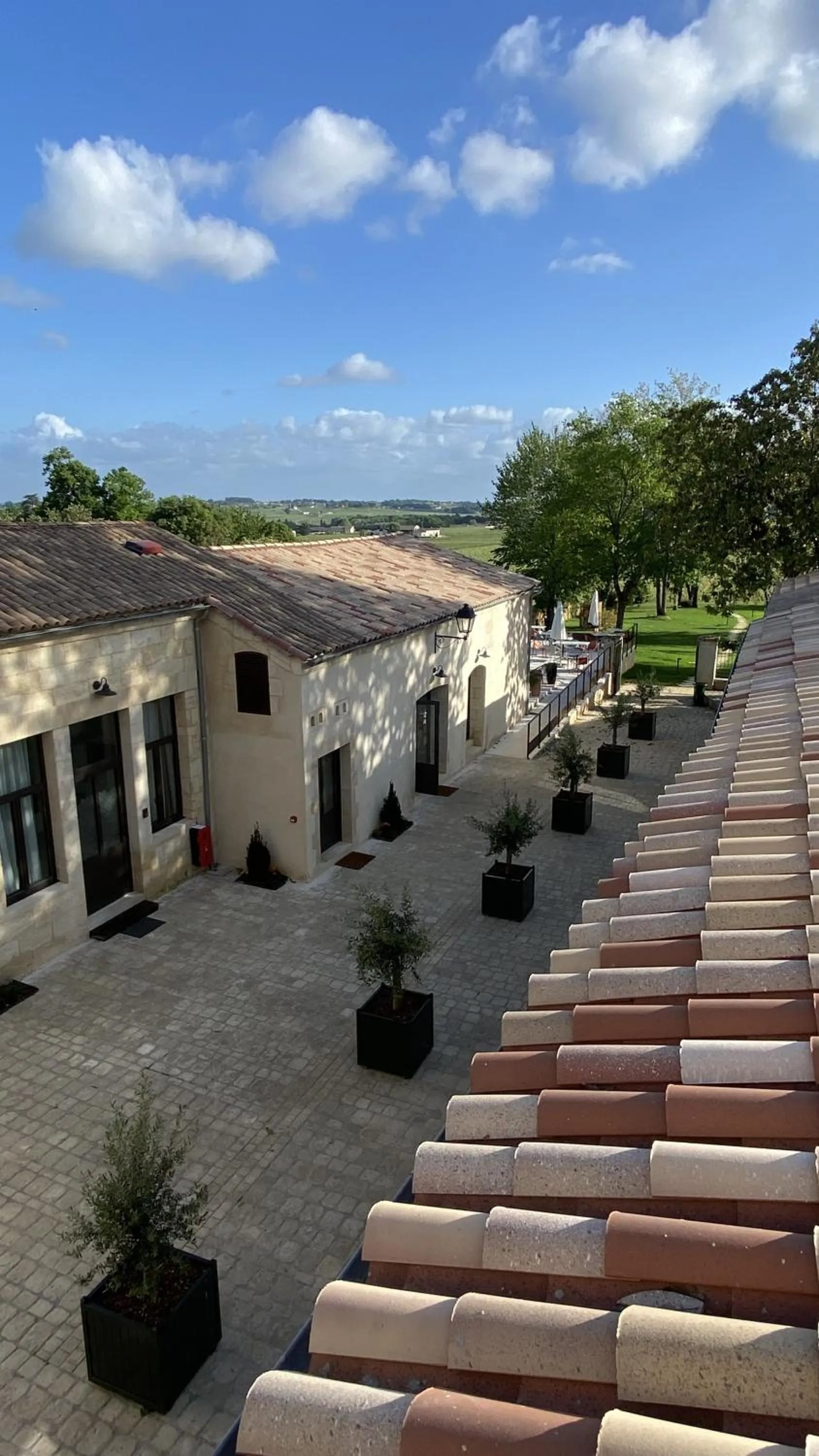 Property building in AUX DUCS DE SIENNE