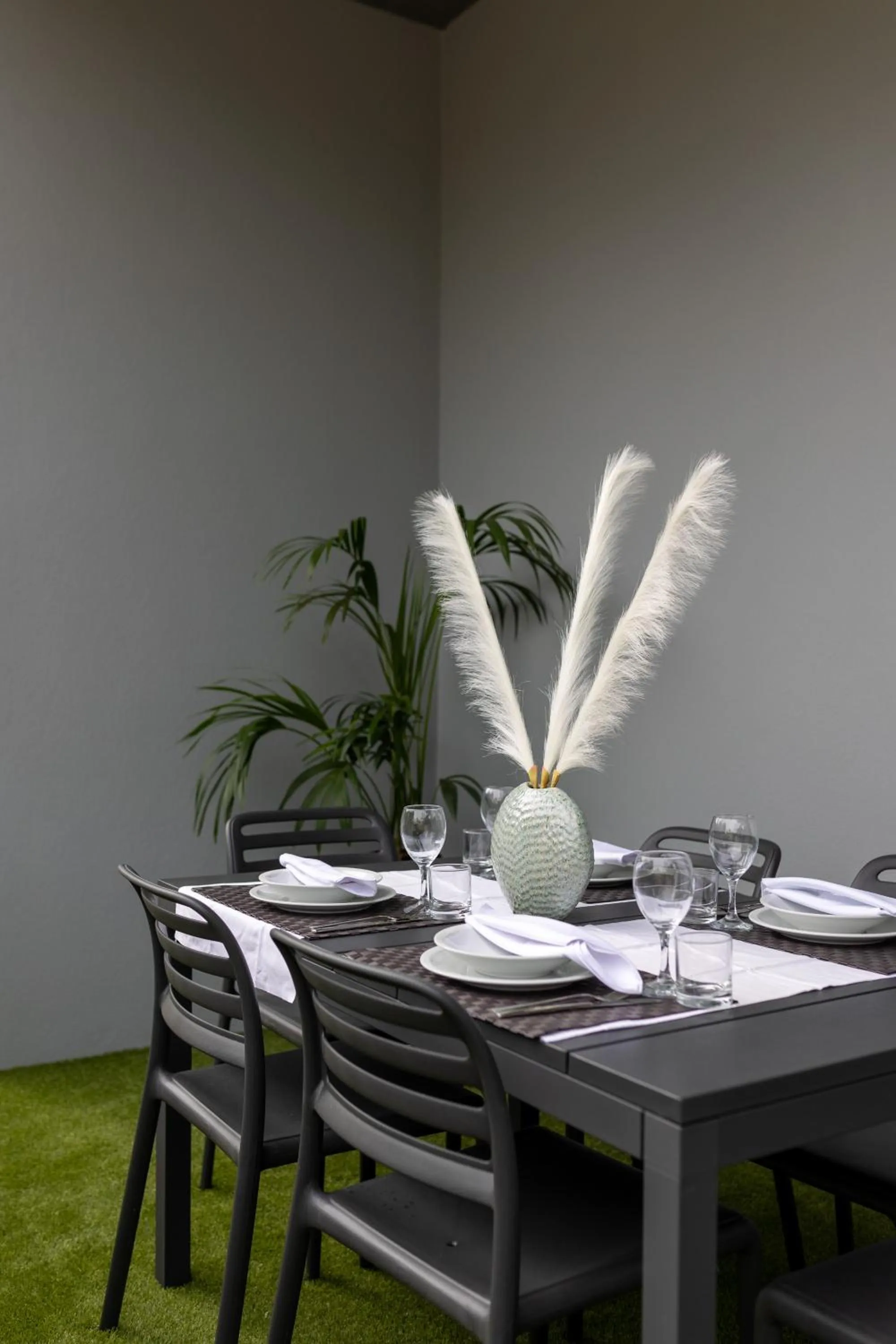 Inner courtyard view in Elegance Suite Apartments - Siroli Collection