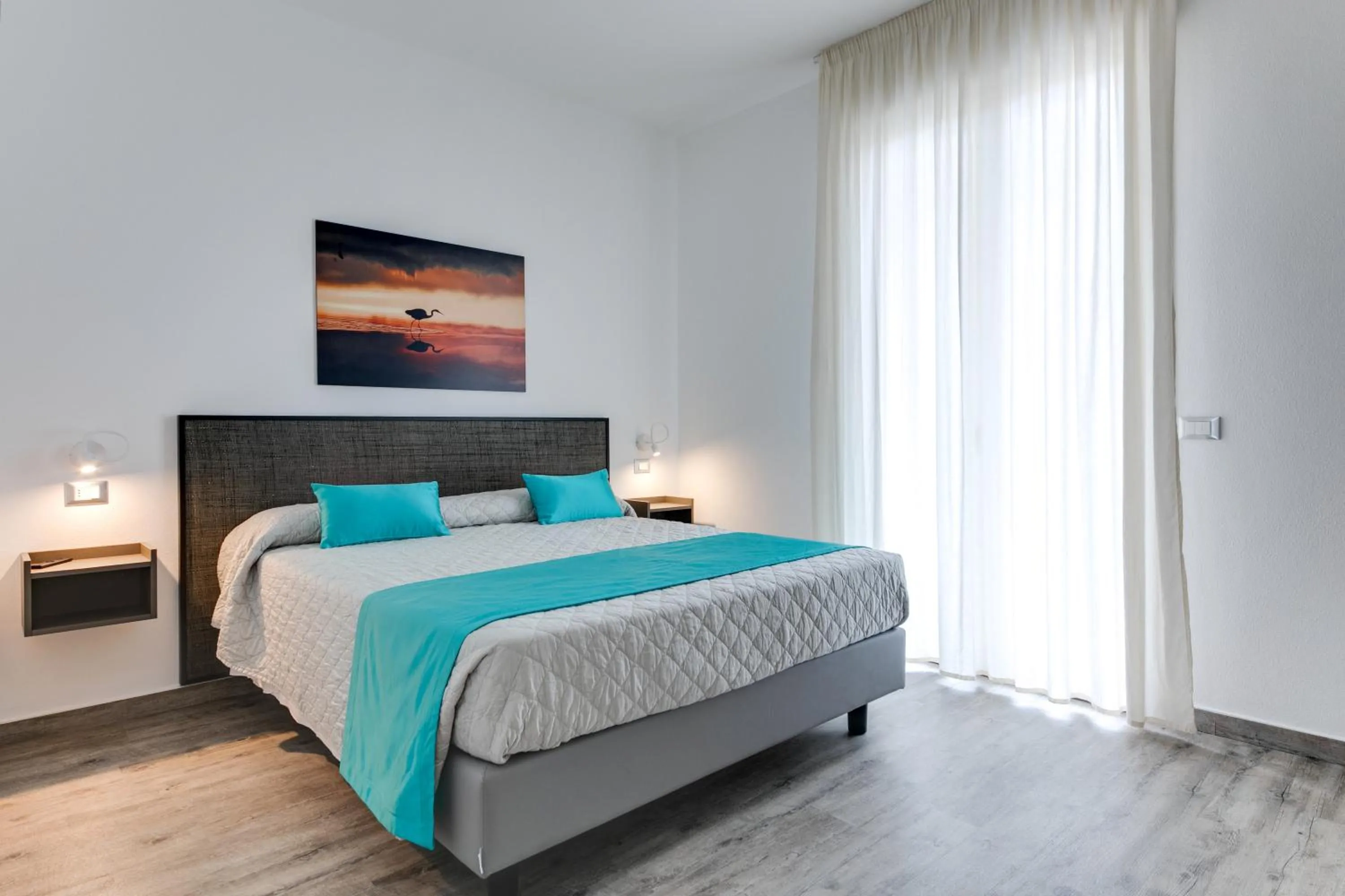 Bedroom, Bed in Elegance Suite Apartments - Siroli Collection