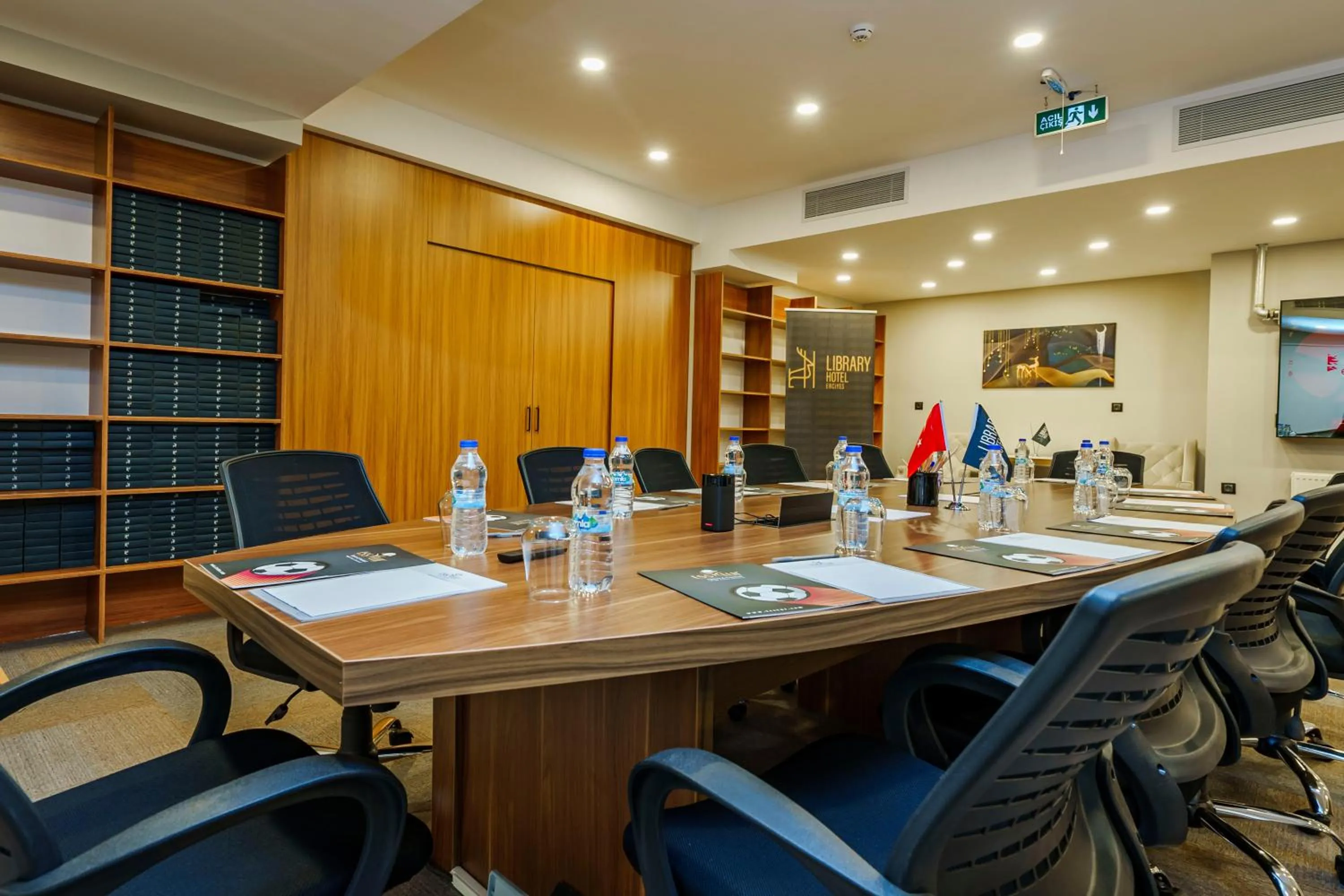 On-site shops in Library Hotel Erciyes