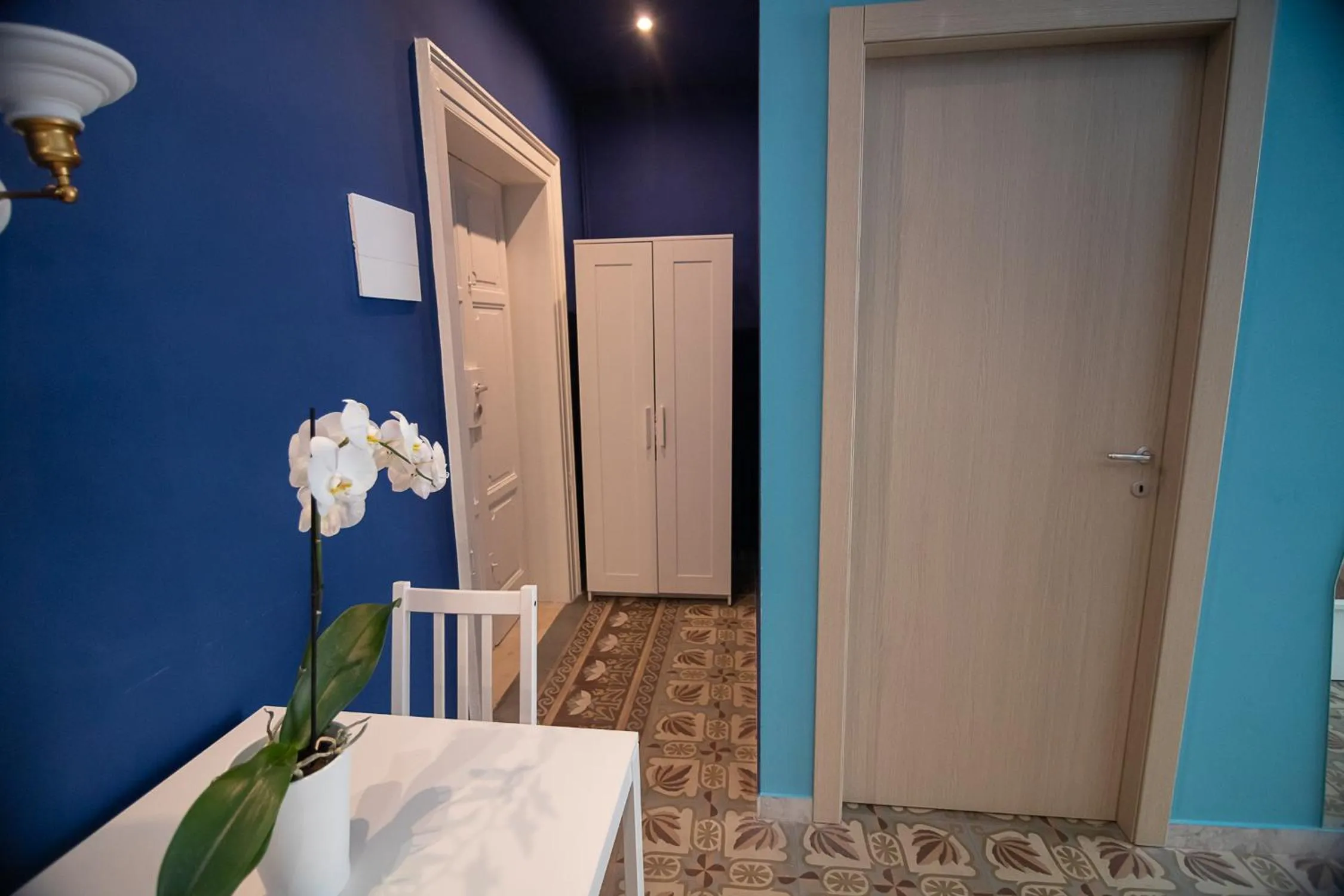 wardrobe in DEAS B&B