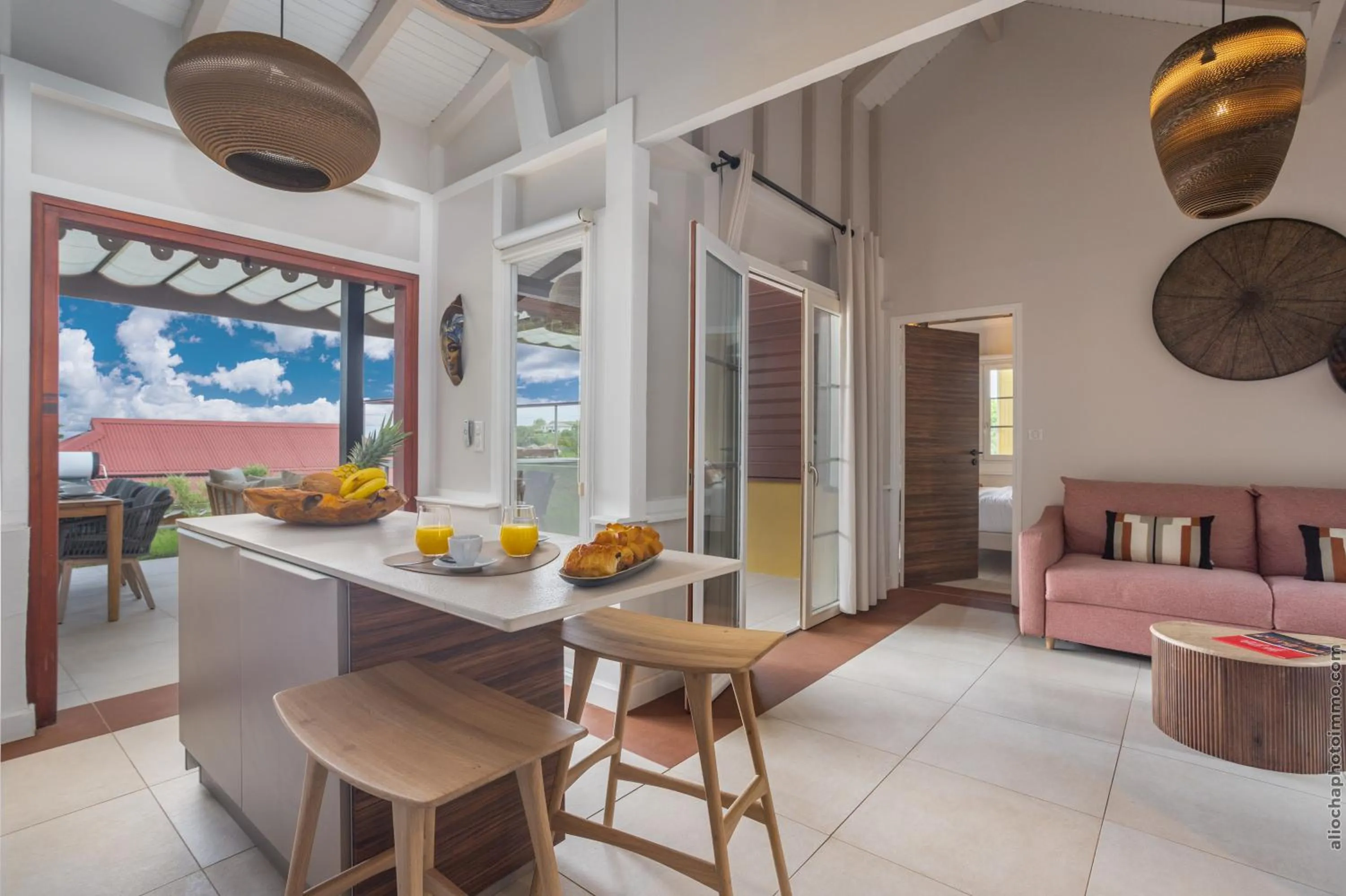 Living room in La Suite Villa