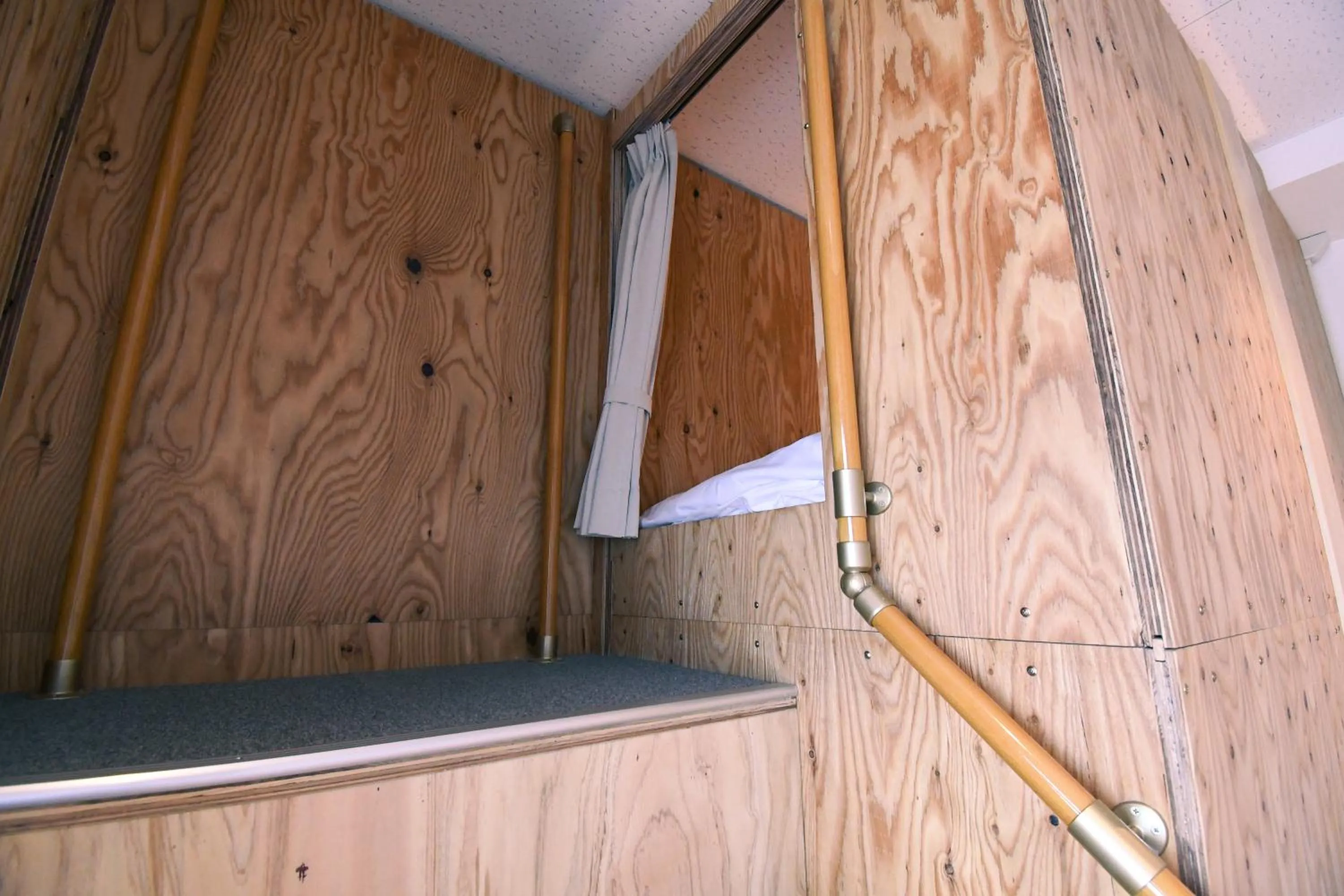 bunk bed in GATEWAY MAIZURU