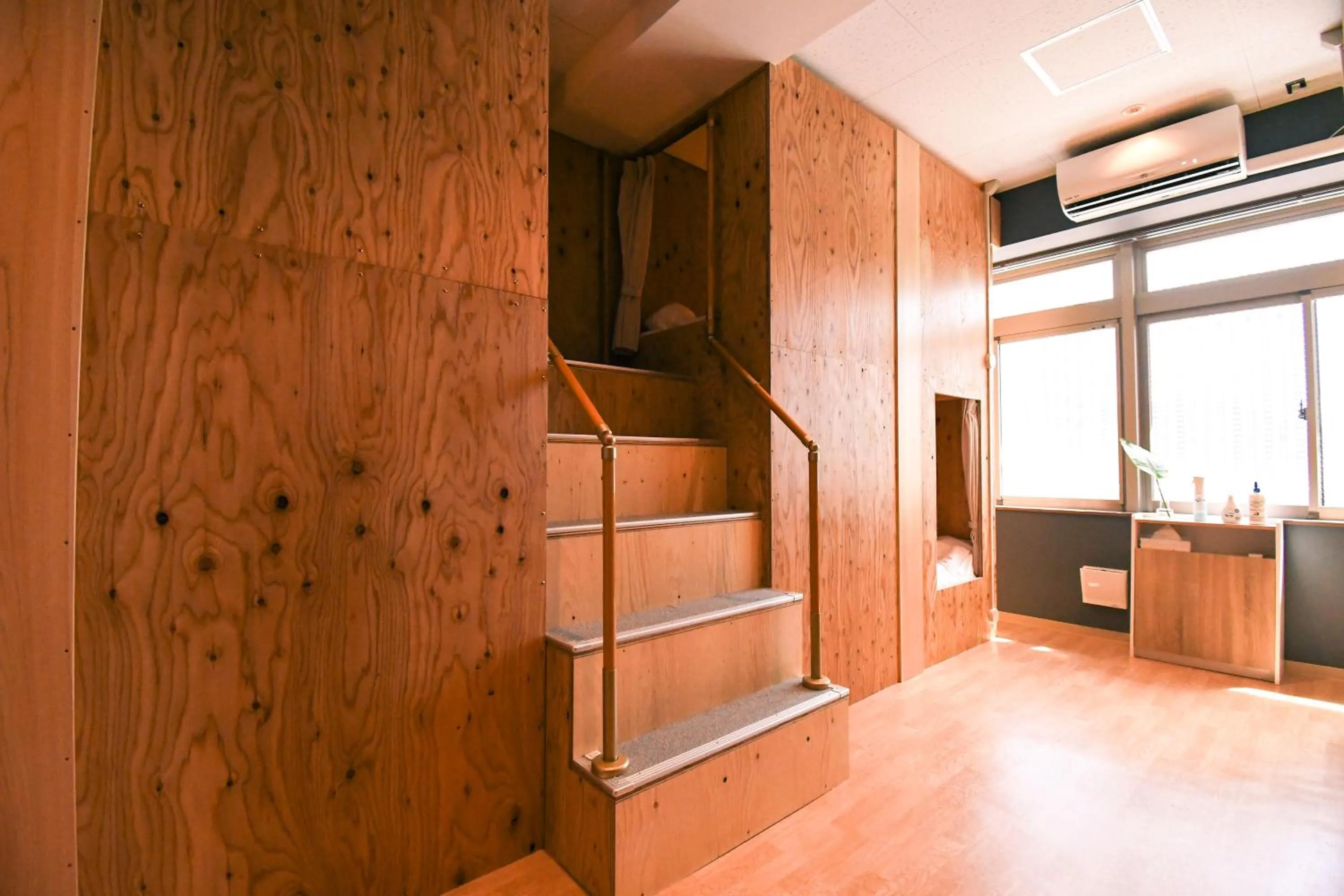 bunk bed in GATEWAY MAIZURU