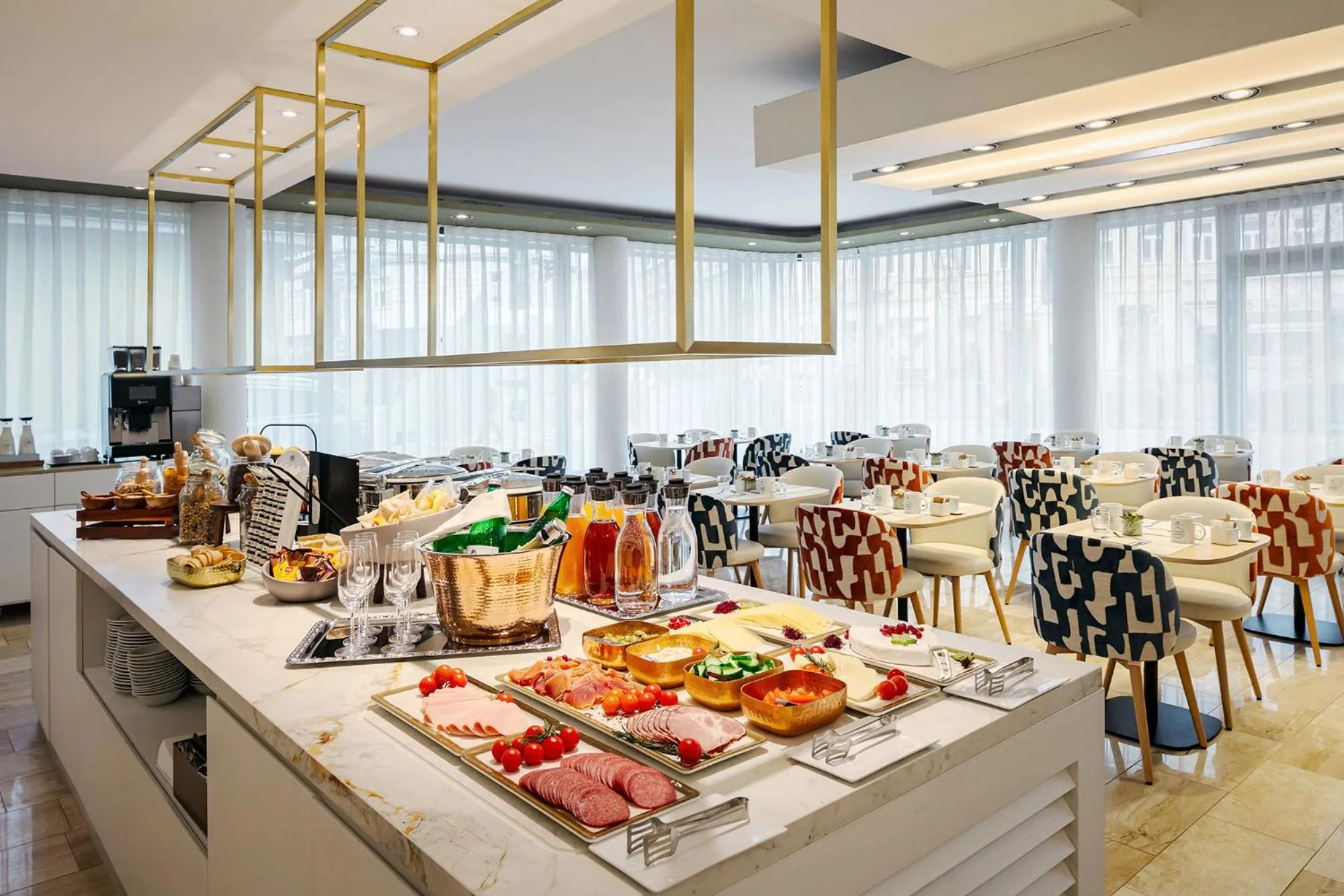 Breakfast in Eurostars Embassy