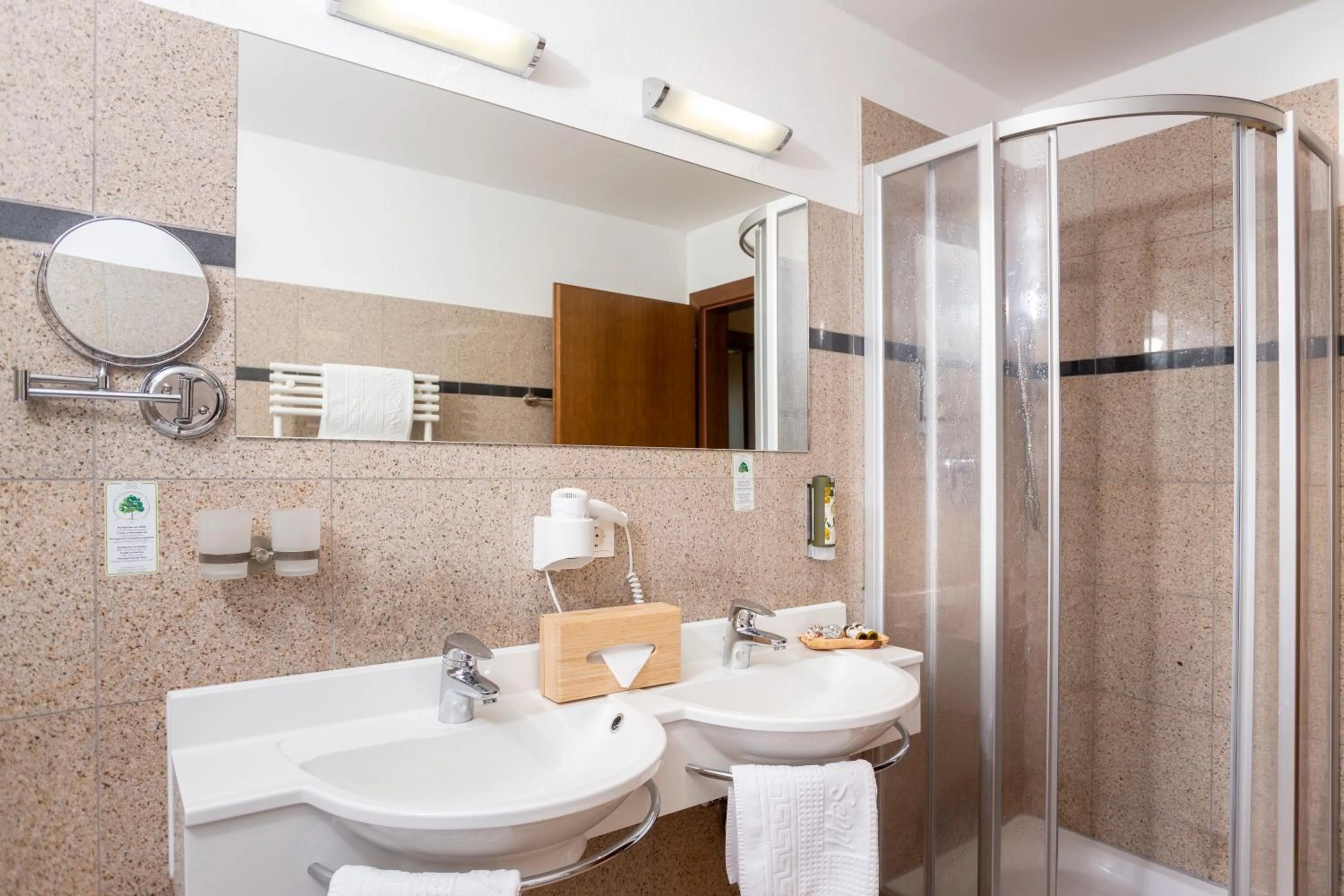 Shower in Hotel Seppl