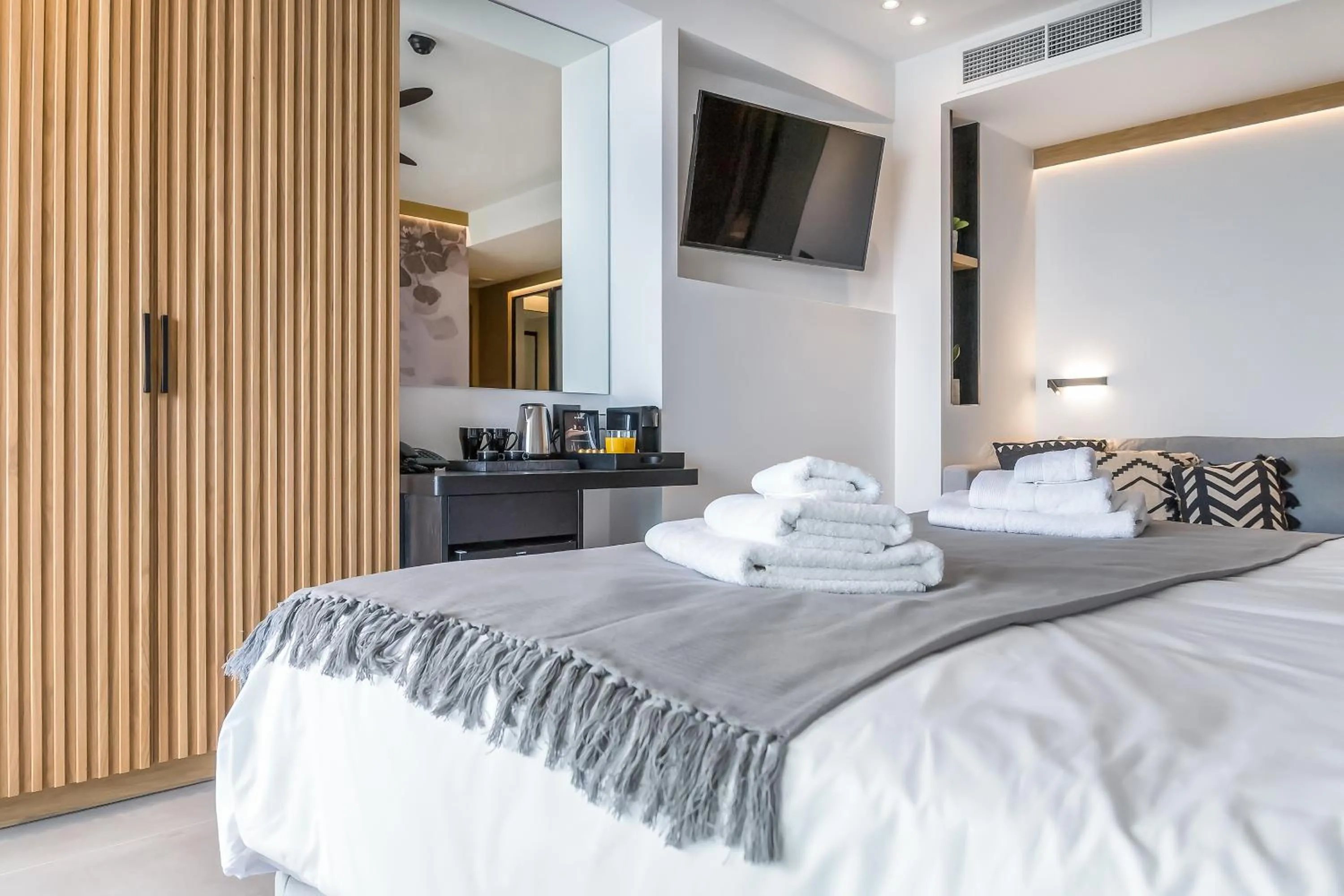 Bed in SAVUS Boutique Hotel