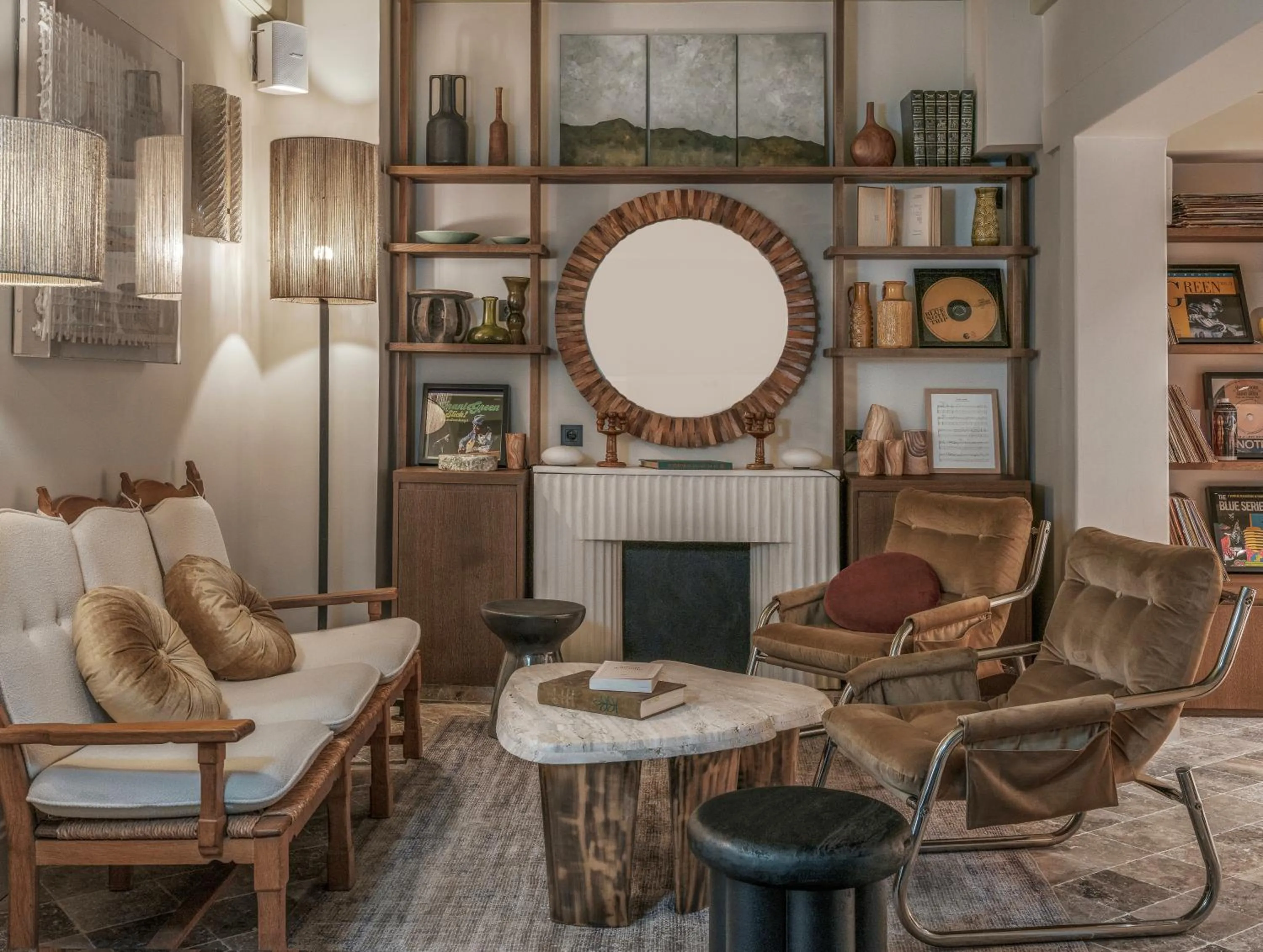 Lobby or reception in Hôtel Suzie Blue