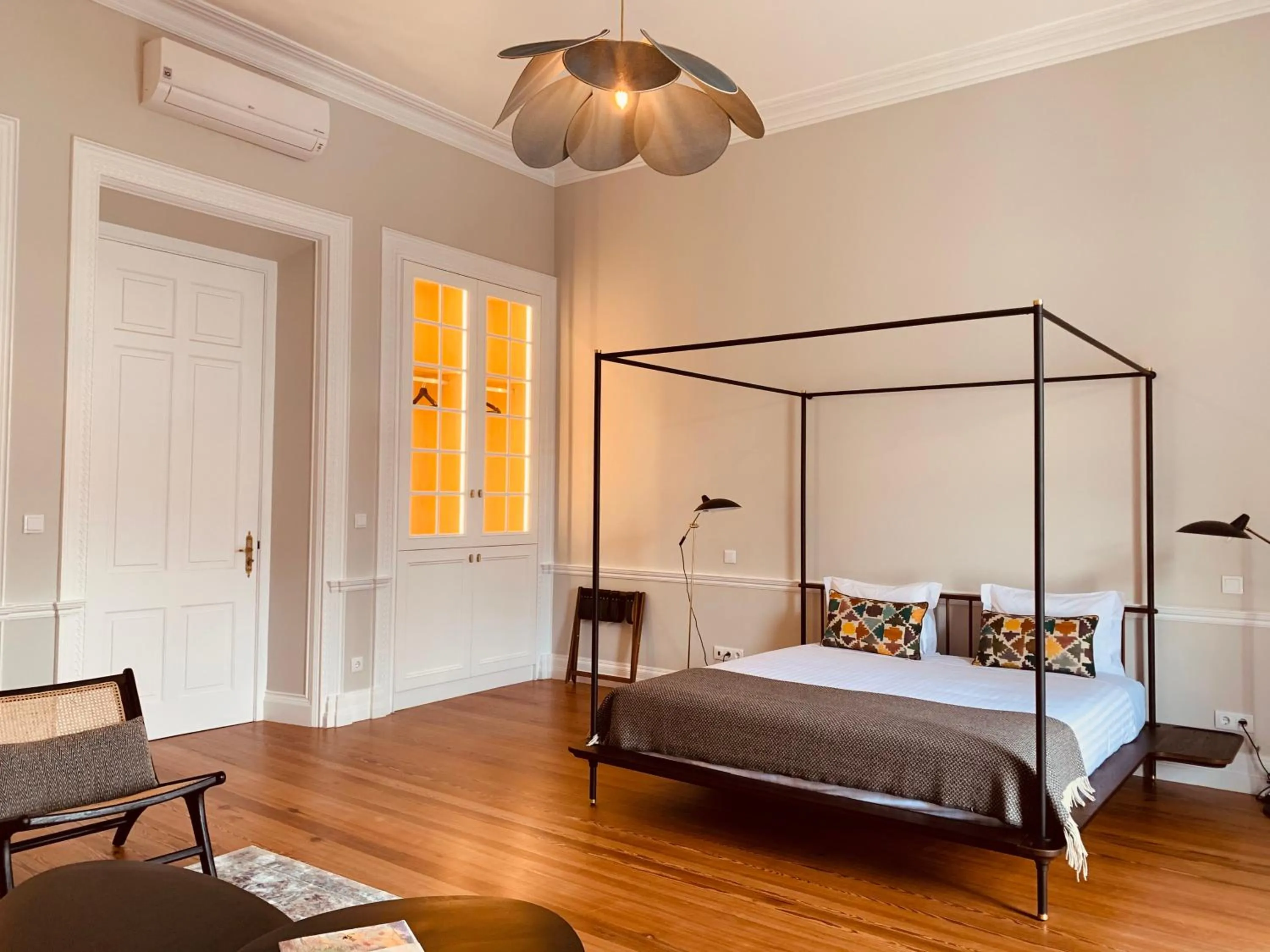 Bedroom, Bed in Casa do Pateo - Charming House Azores