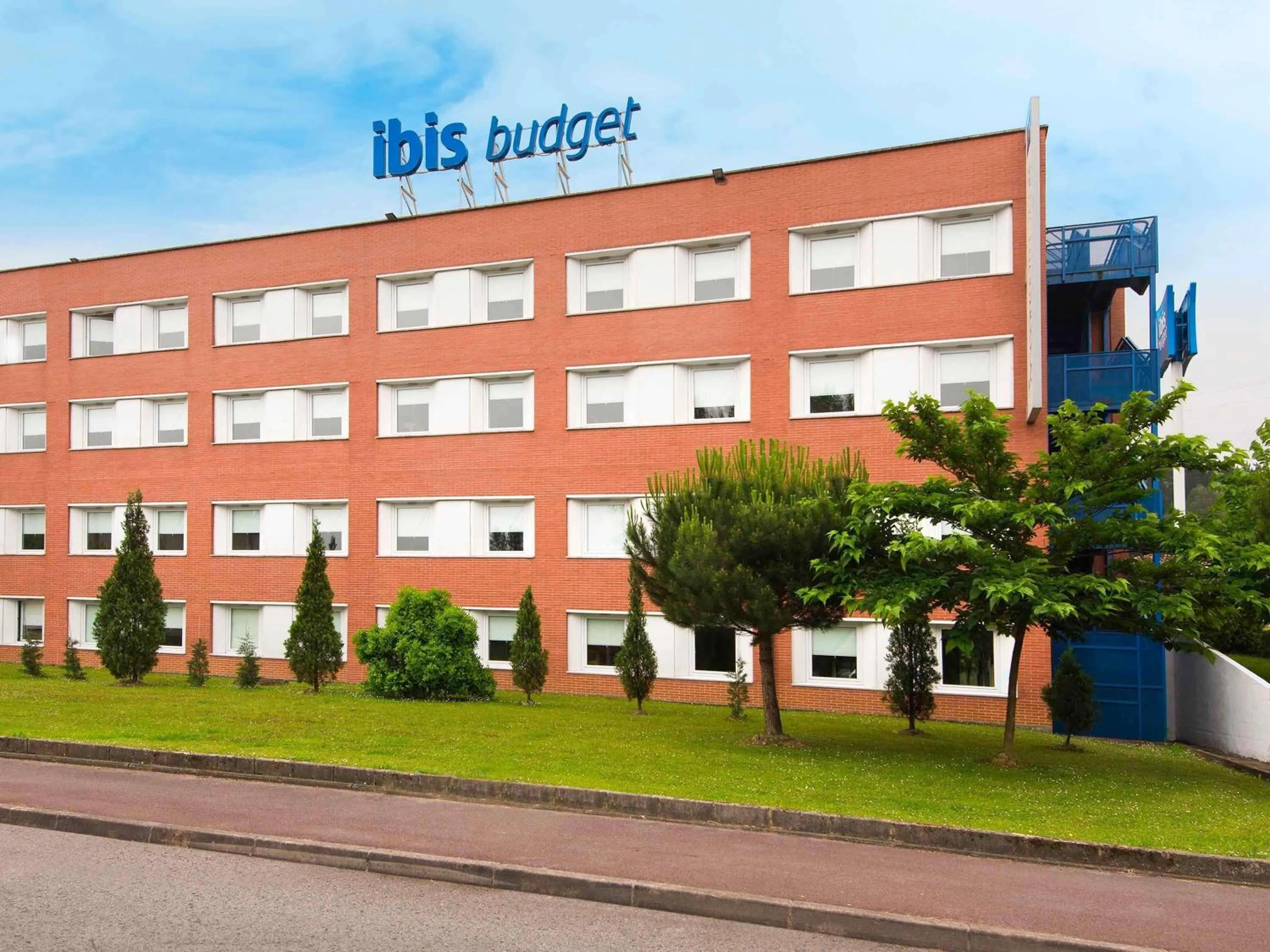 Property building in Ibis Budget Bilbao Arrigorriaga