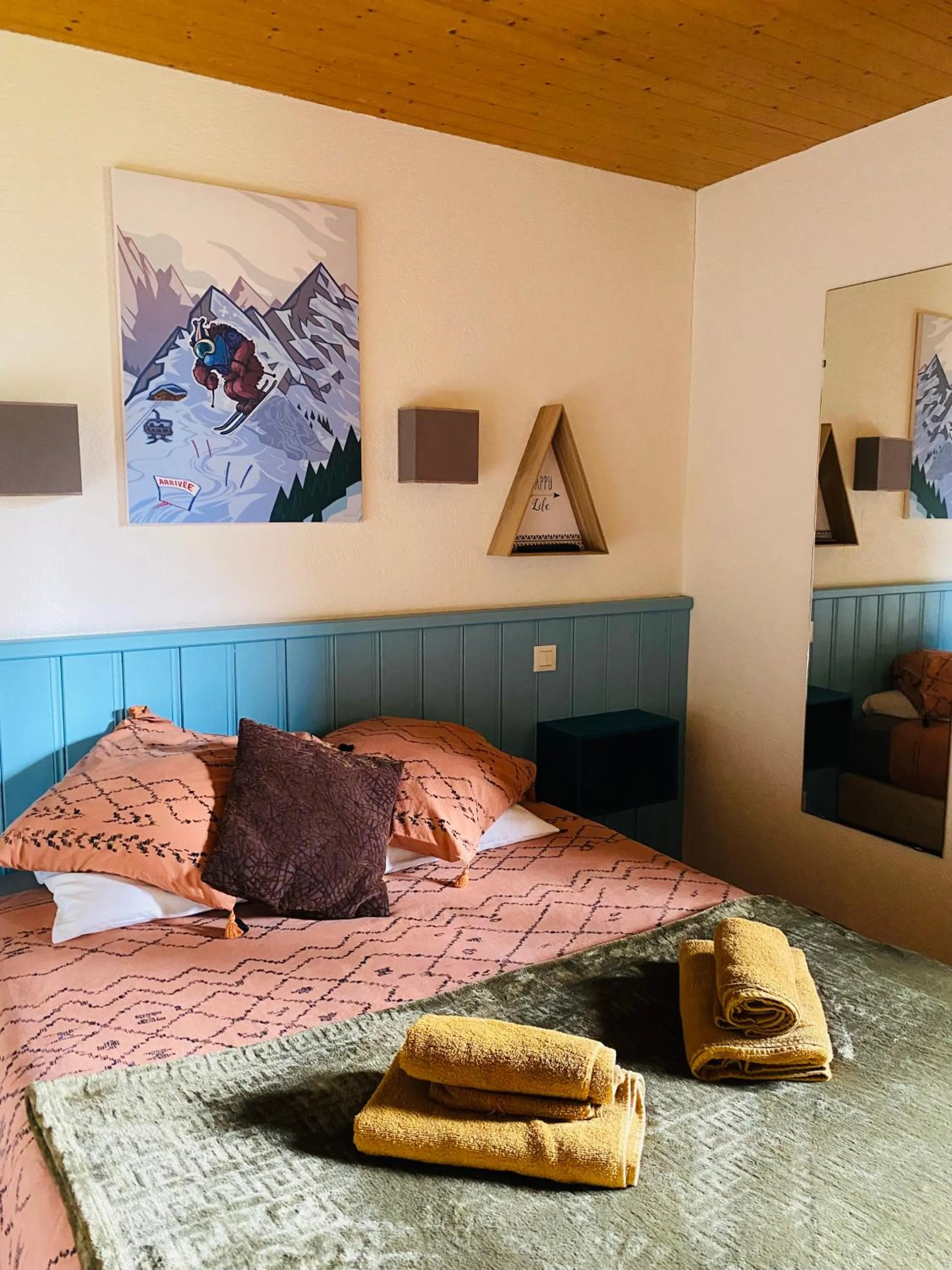 Bed in Le Rookie Mountain