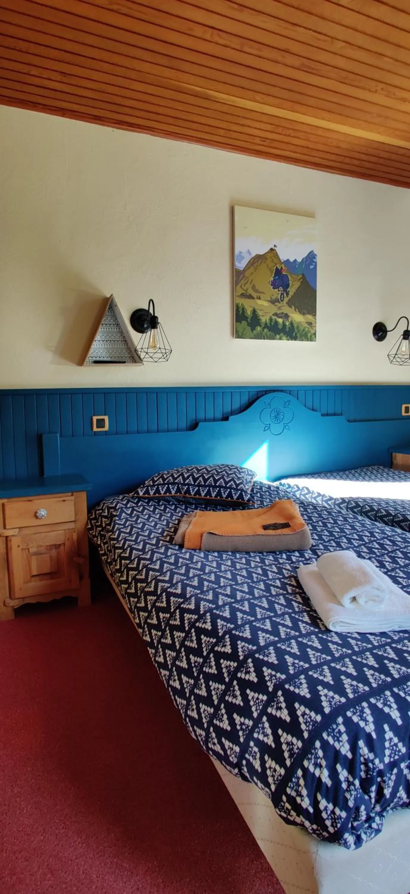 Property building, Bed in Le Rookie Mountain