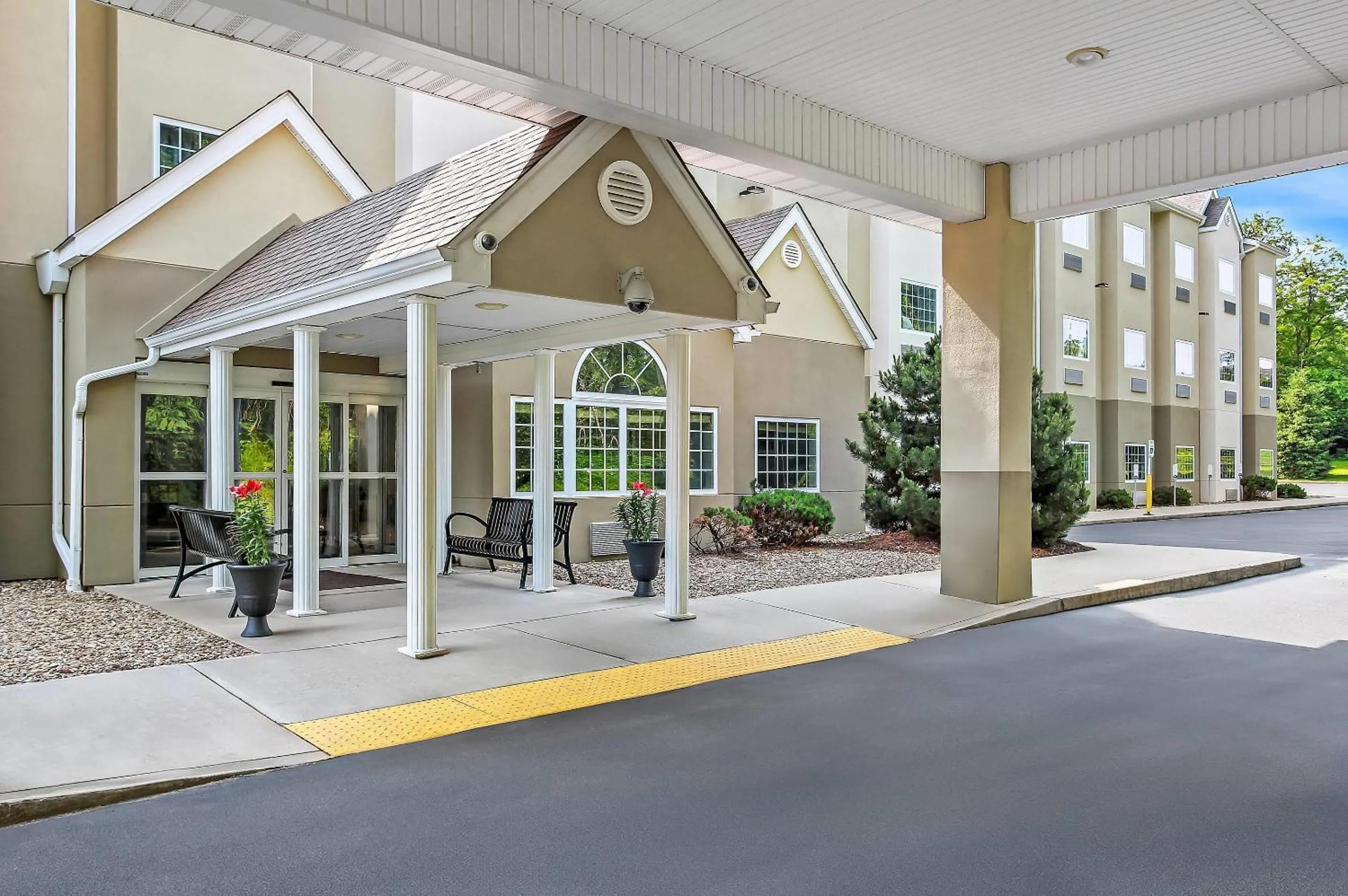 Property building in Quality Inn & Suites