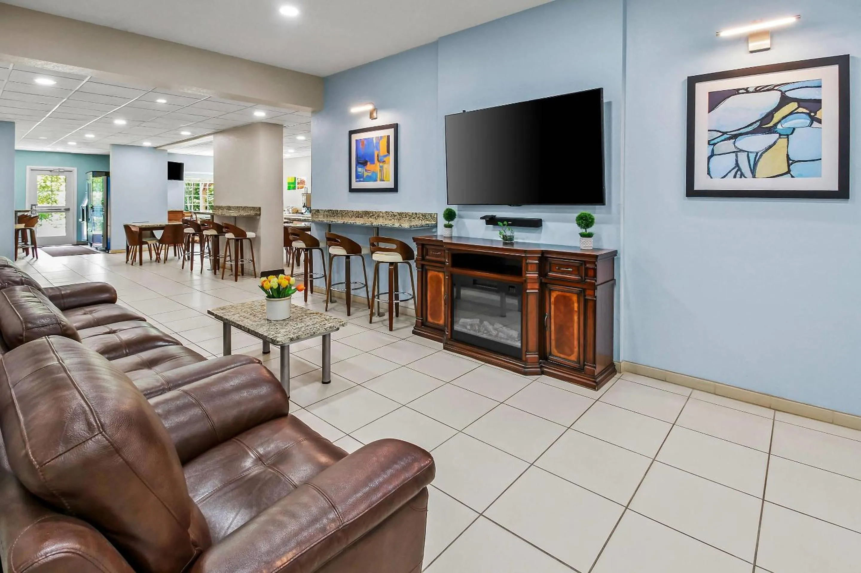 Lobby or reception in Quality Inn & Suites